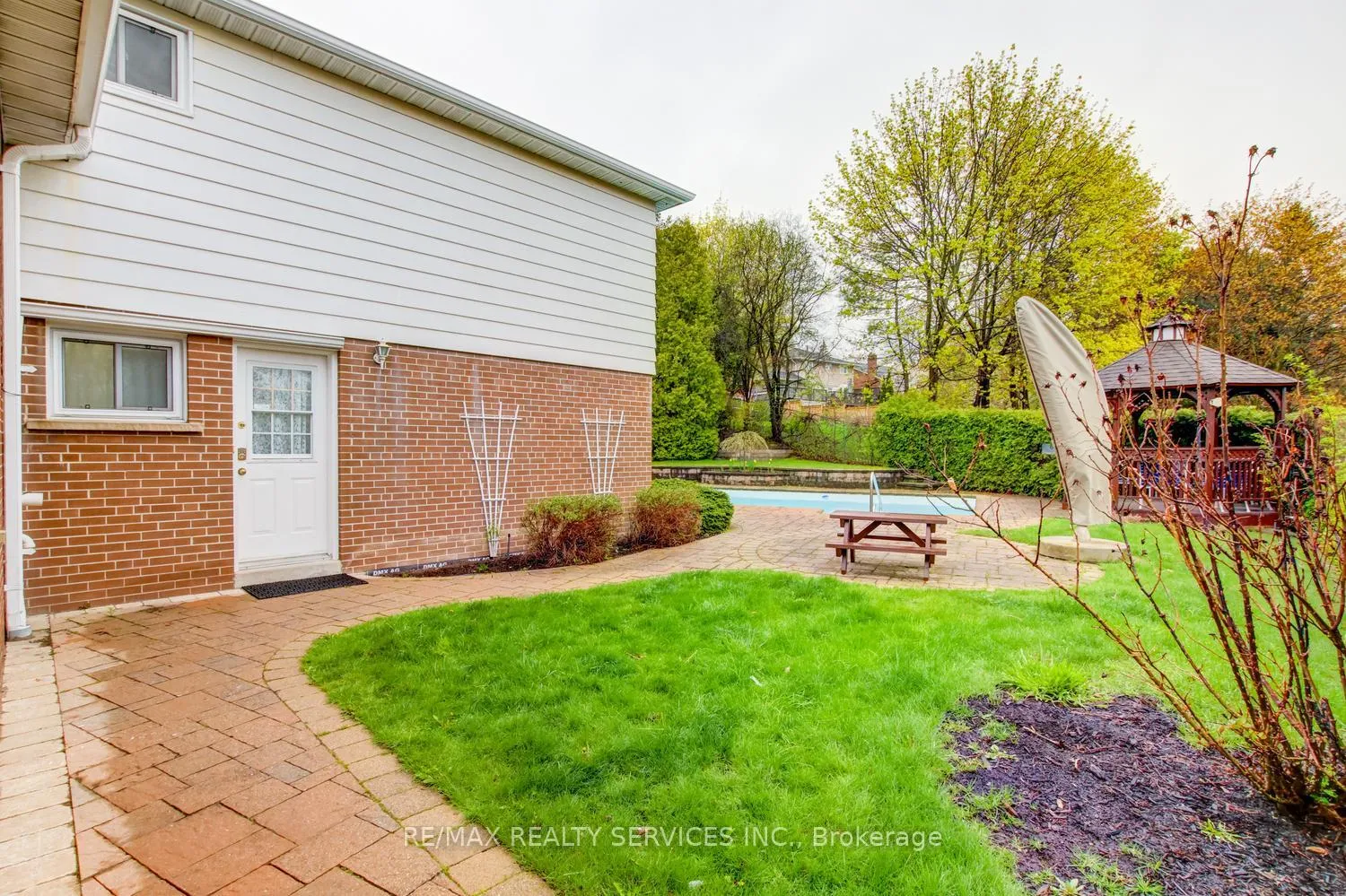 Photo 49 of 101 George Henry Boulevard, North York, Henry Farm — HOMEH