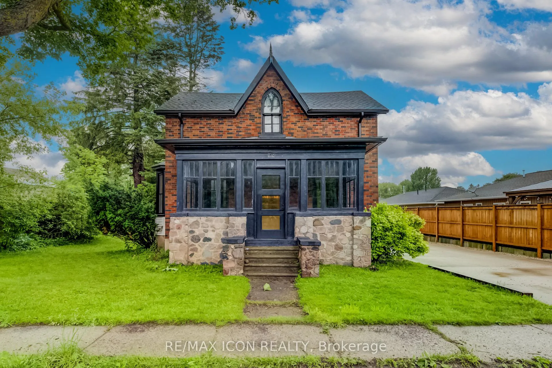 Photo 1 of 110 Brock Street, Minto — HOMEH