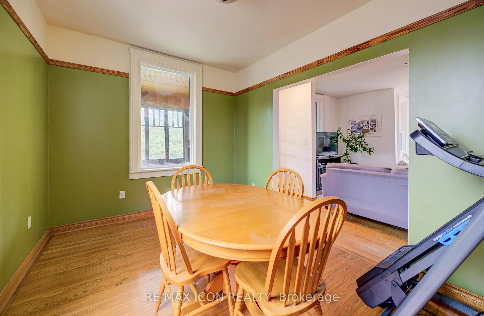 Photo 12 of 110 Brock Street, Minto — HOMEH