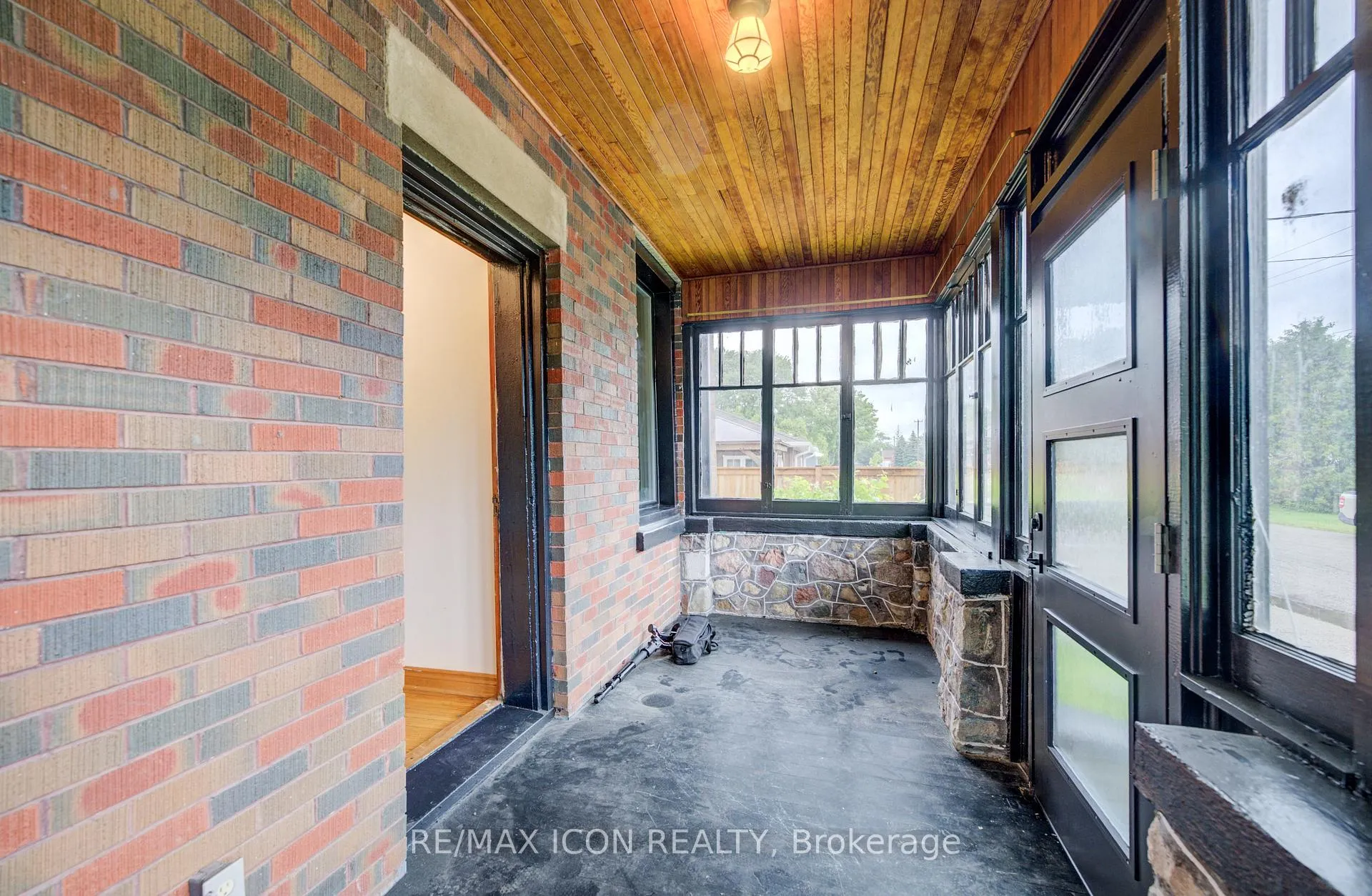 Photo 16 of 110 Brock Street, Minto — HOMEH