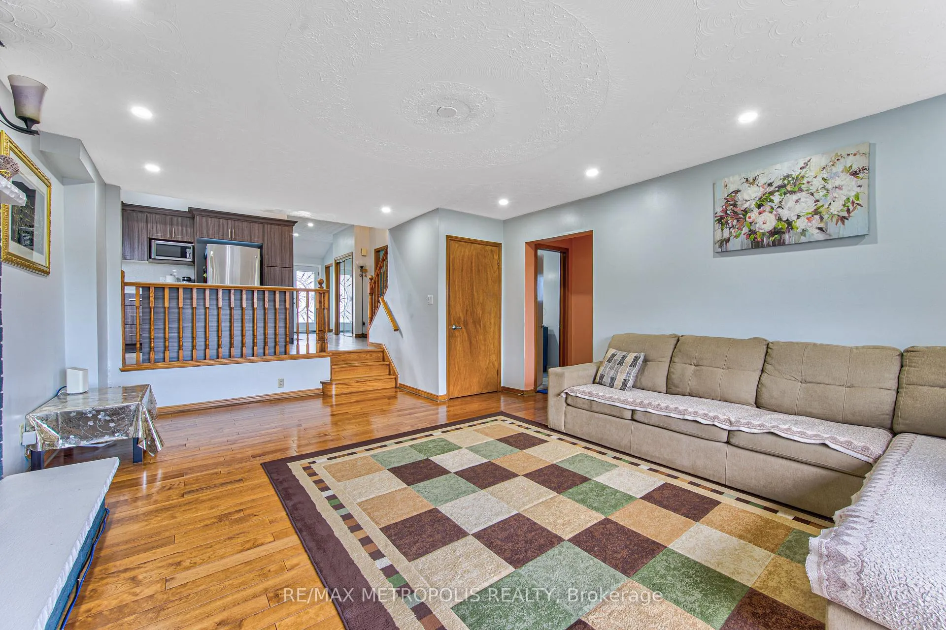 Photo 20 of 184 Stonyburn Crescent, Cambridge — HOMEH