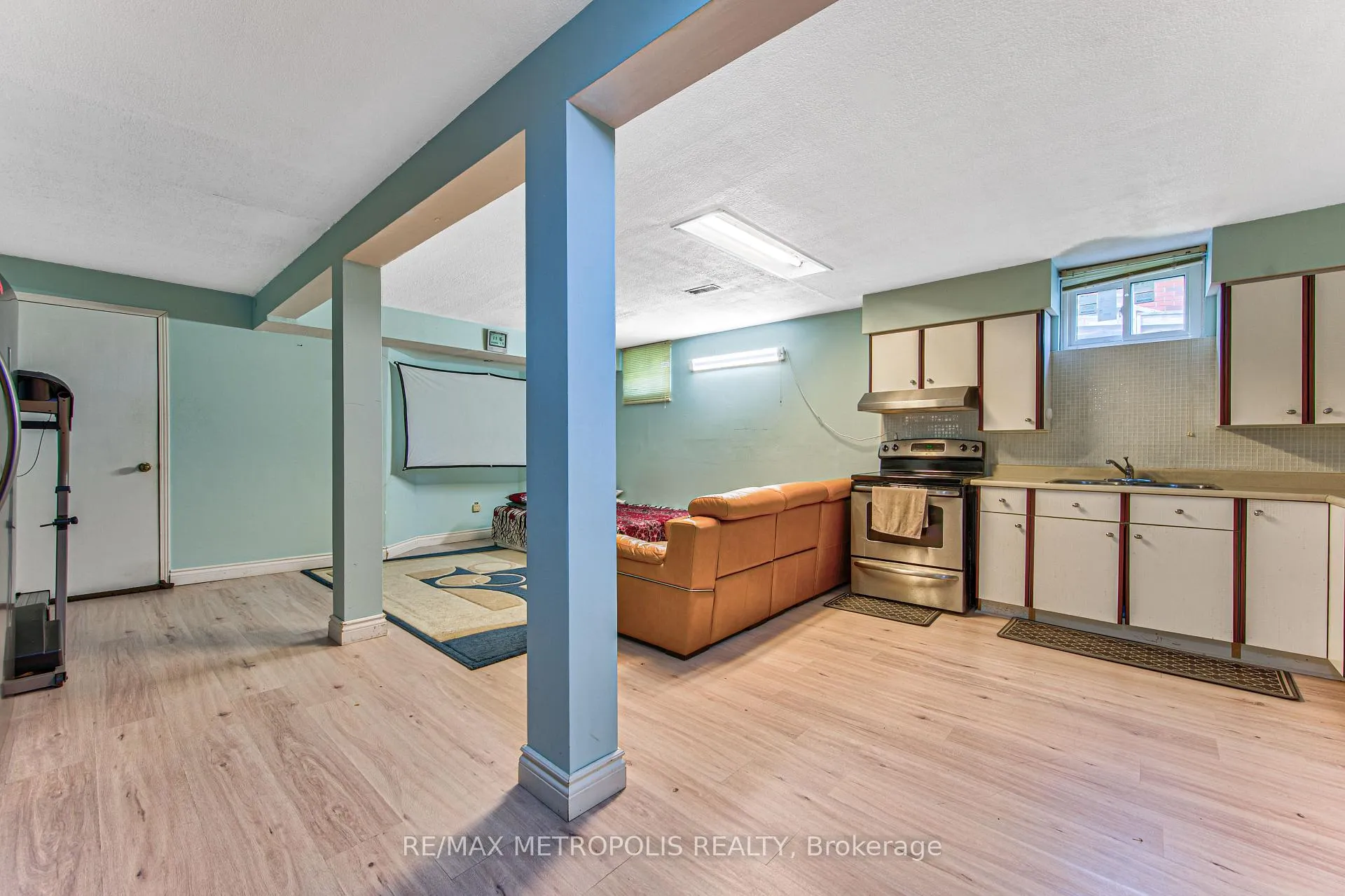 Photo 31 of 184 Stonyburn Crescent, Cambridge — HOMEH