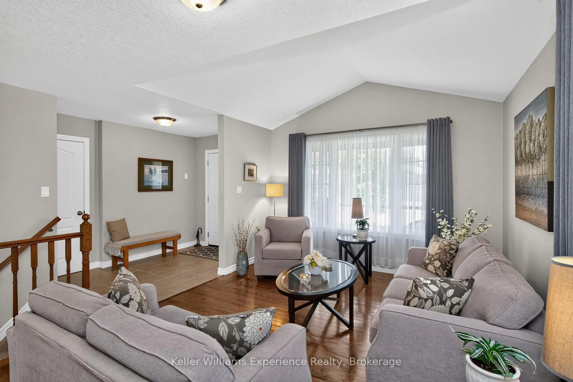 Photo 8 of 5 Sheppard Drive, Tay, Victoria Harbour — HOMEH
