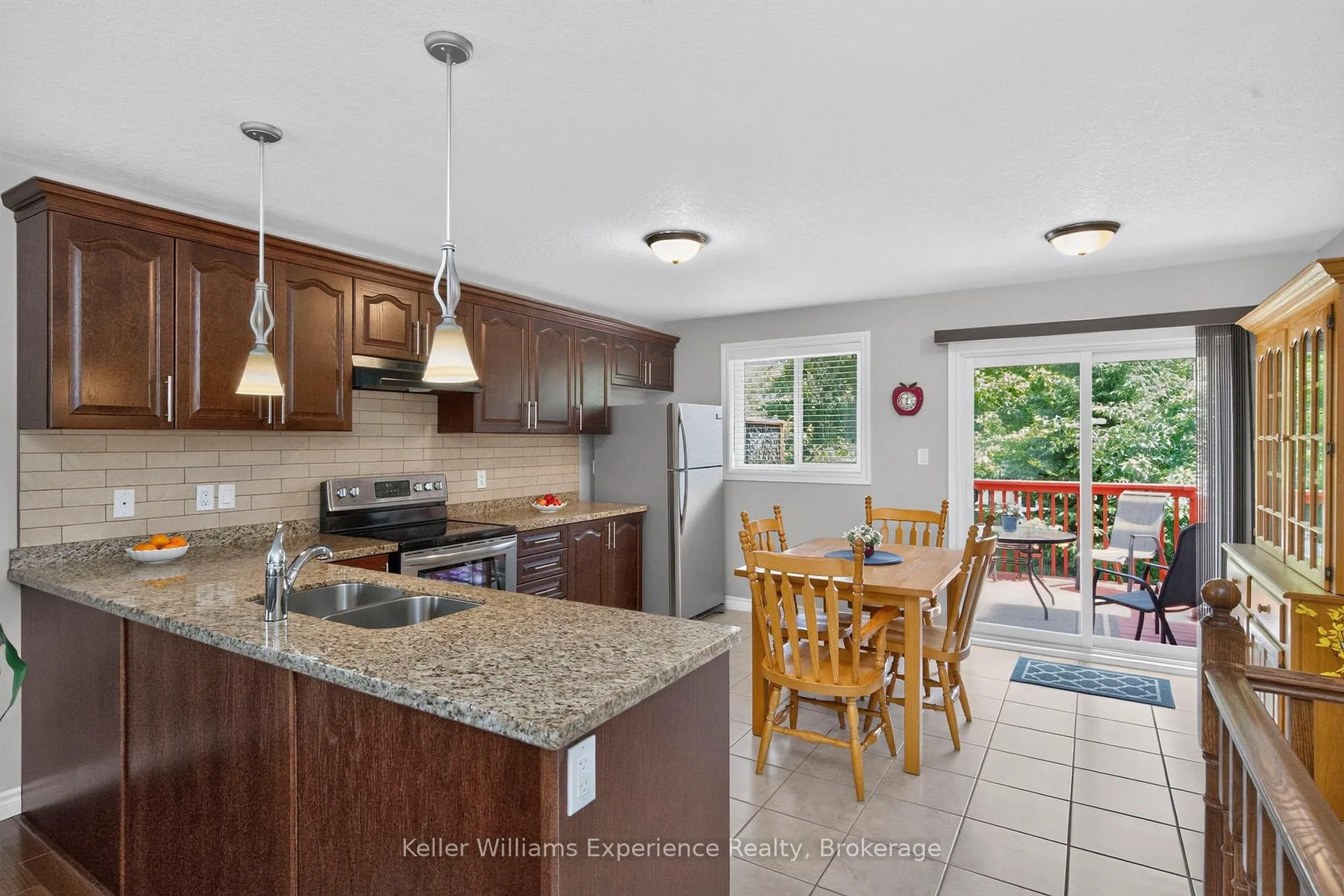 Photo 10 of 5 Sheppard Drive, Tay, Victoria Harbour — HOMEH