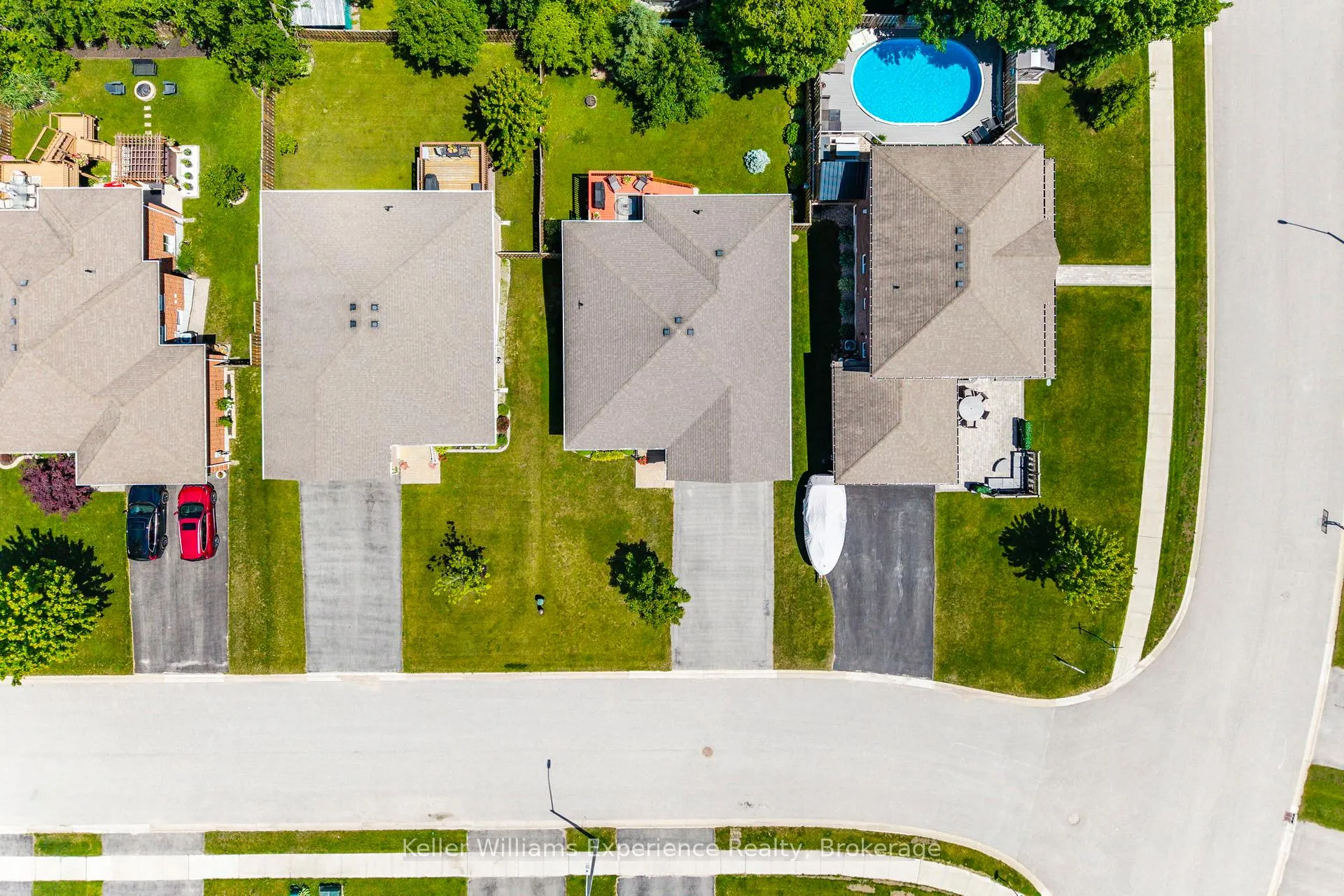 Photo 35 of 5 Sheppard Drive, Tay, Victoria Harbour — HOMEH