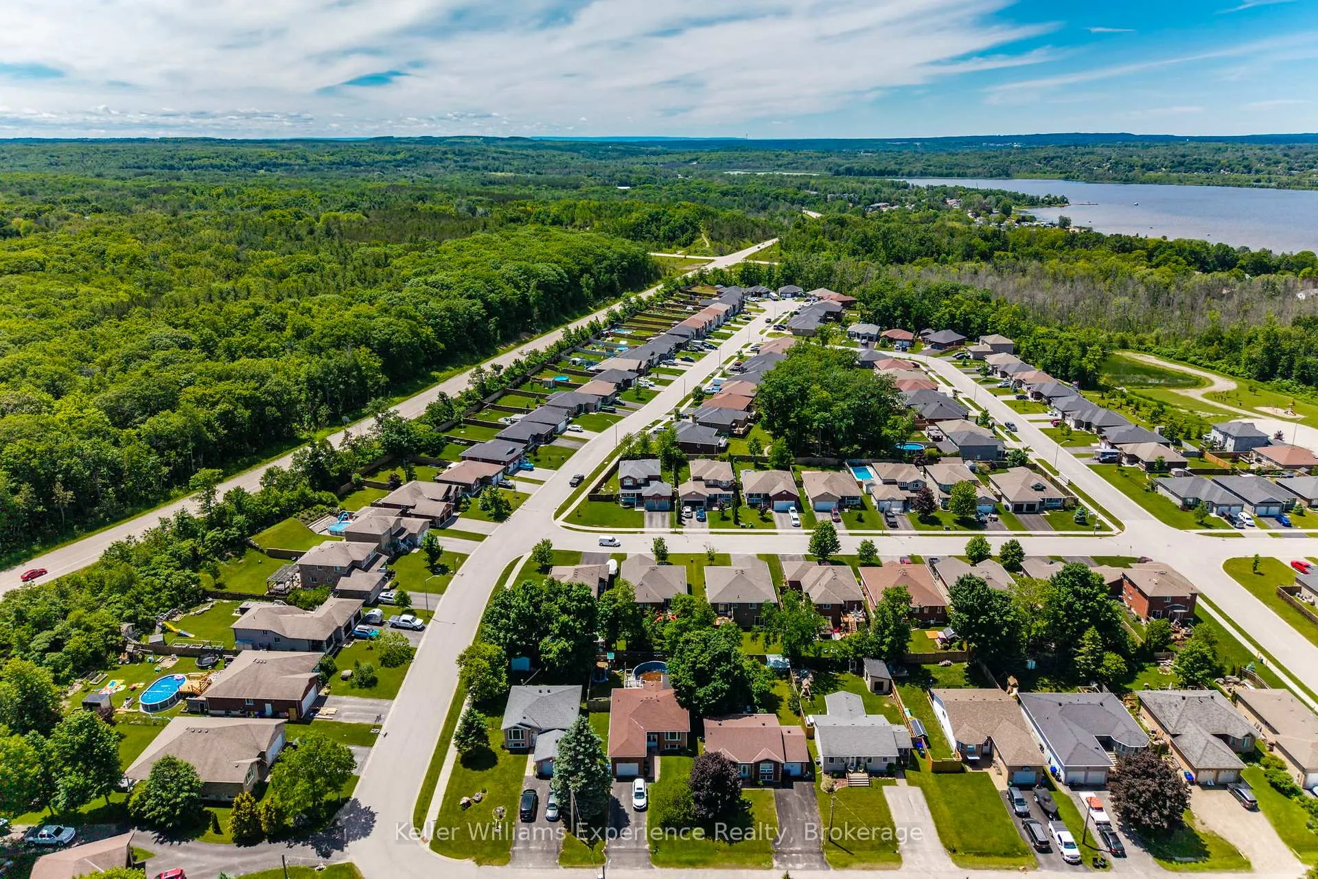 Photo 39 of 5 Sheppard Drive, Tay, Victoria Harbour — HOMEH