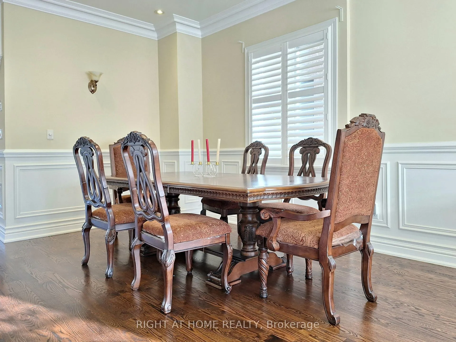 Photo 3 of 378 Douglas Avenue, Toronto, Bedford Park-Nortown — HOMEH