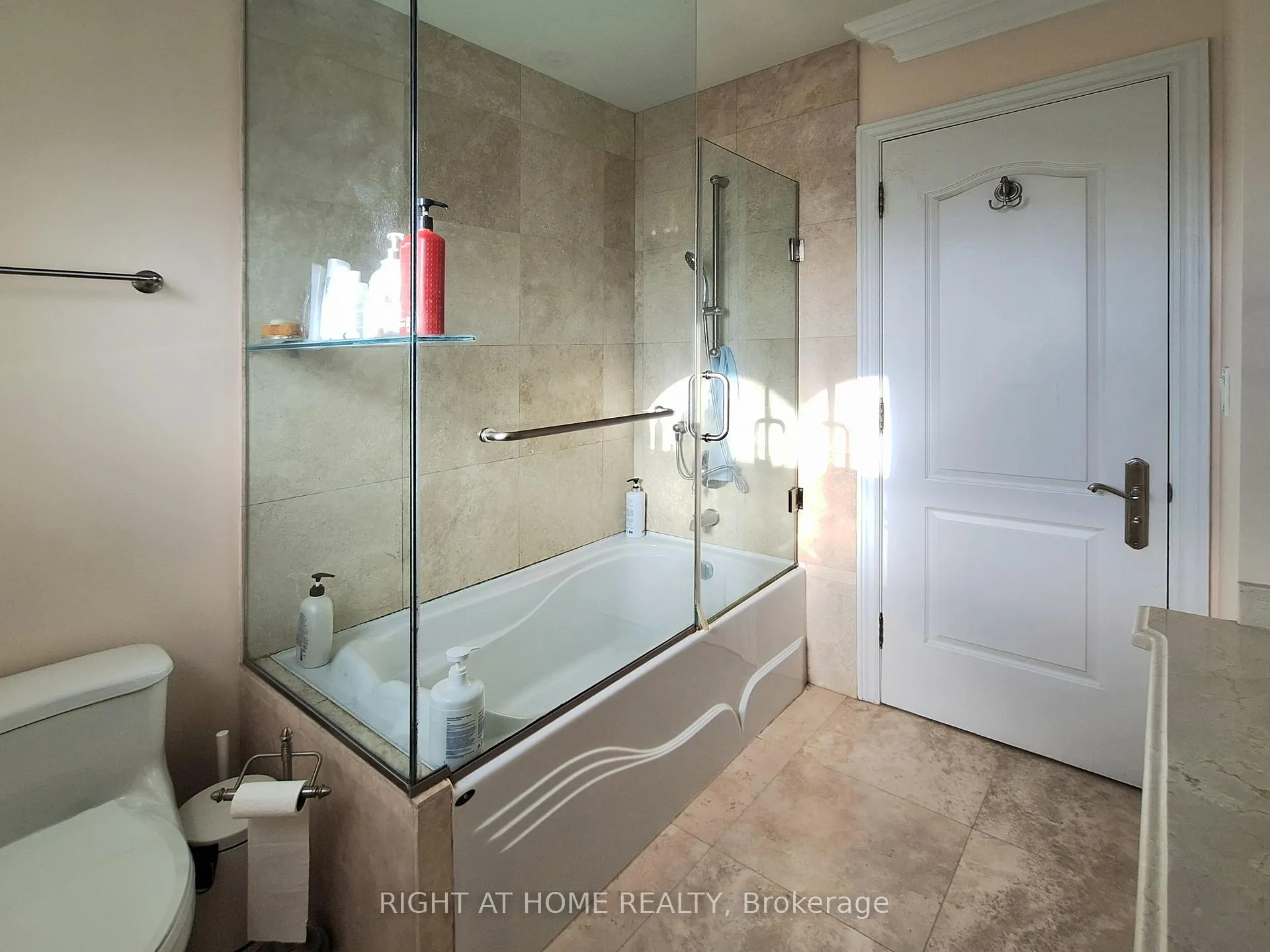 Photo 19 of 378 Douglas Avenue, Toronto, Bedford Park-Nortown — HOMEH