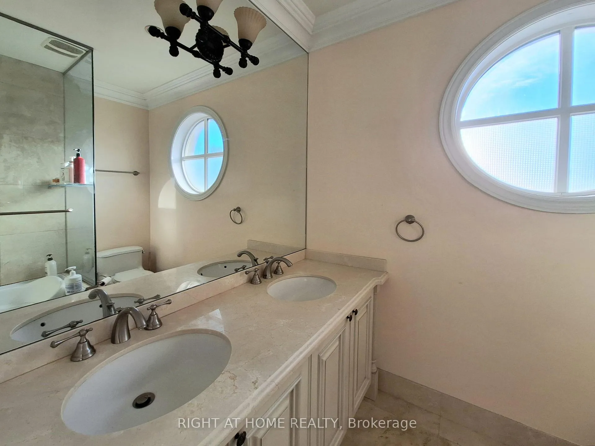 Photo 20 of 378 Douglas Avenue, Toronto, Bedford Park-Nortown — HOMEH