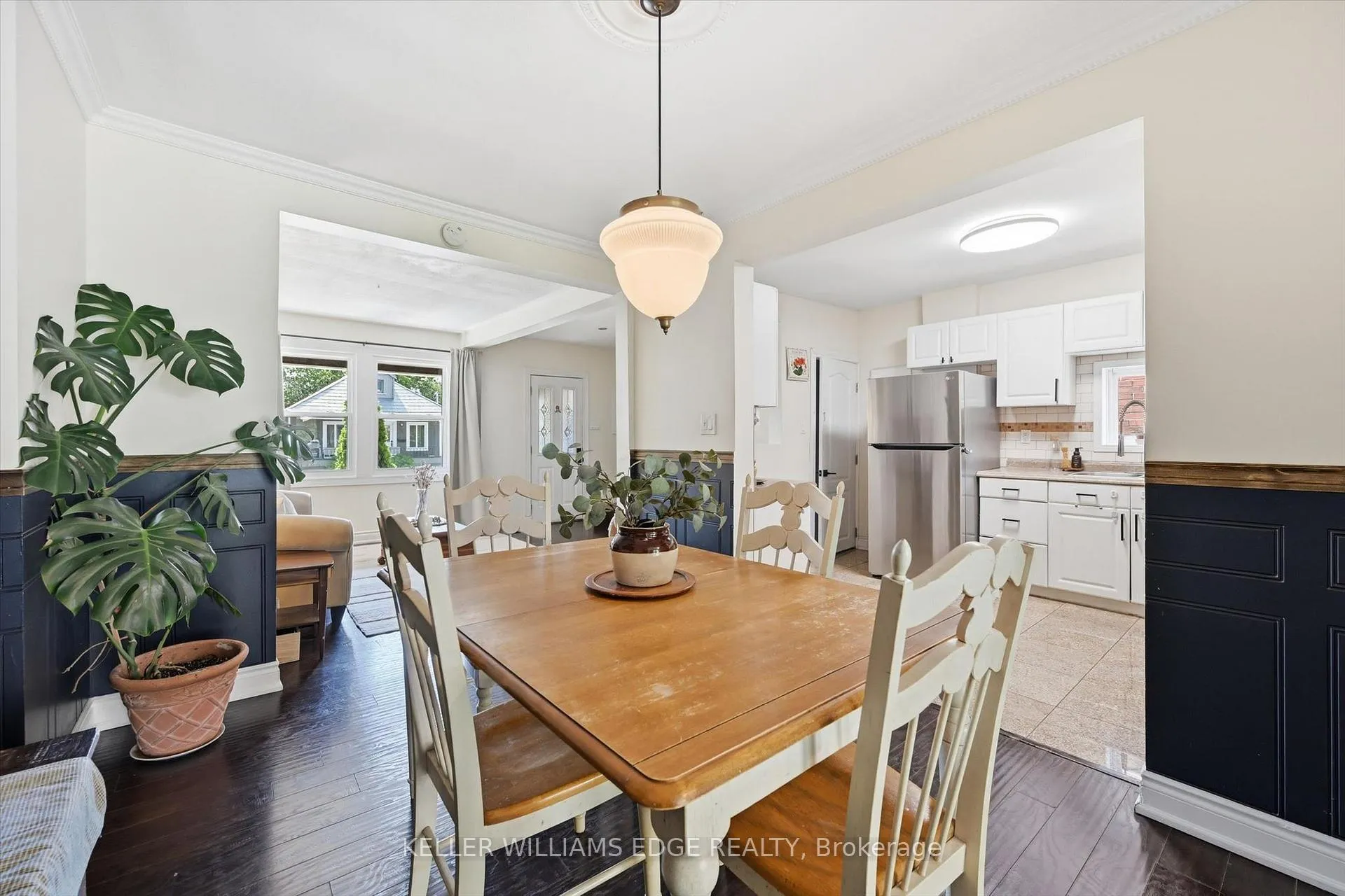 Photo 13 of 77 Cameron Avenue N, Hamilton, Homeside — HOMEH