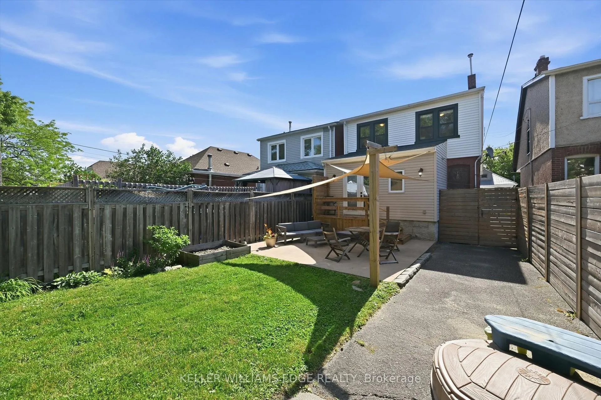 Photo 34 of 77 Cameron Avenue N, Hamilton, Homeside — HOMEH
