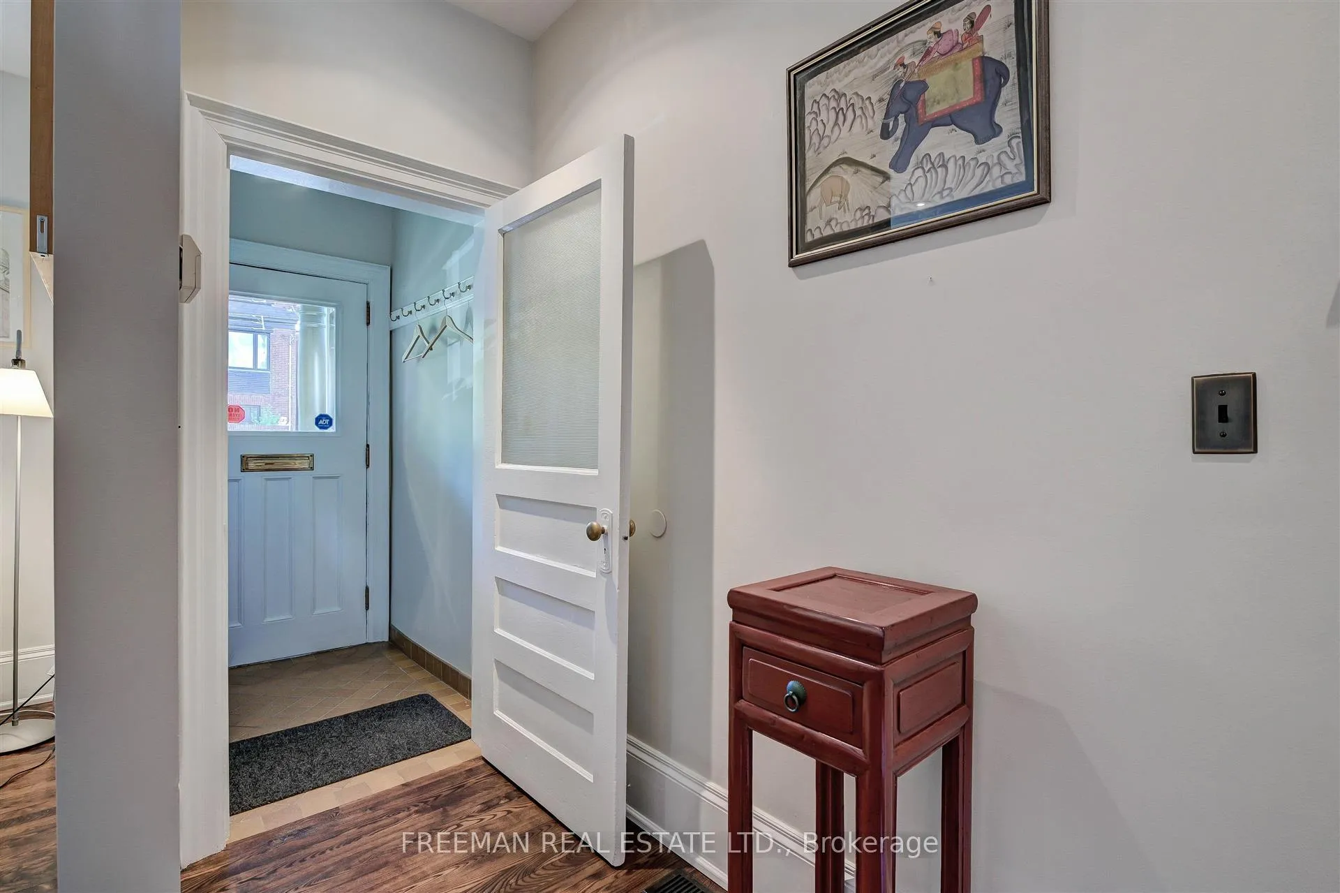 Photo 3 of 579 Palmerston Avenue, Toronto, The Annex — HOMEH