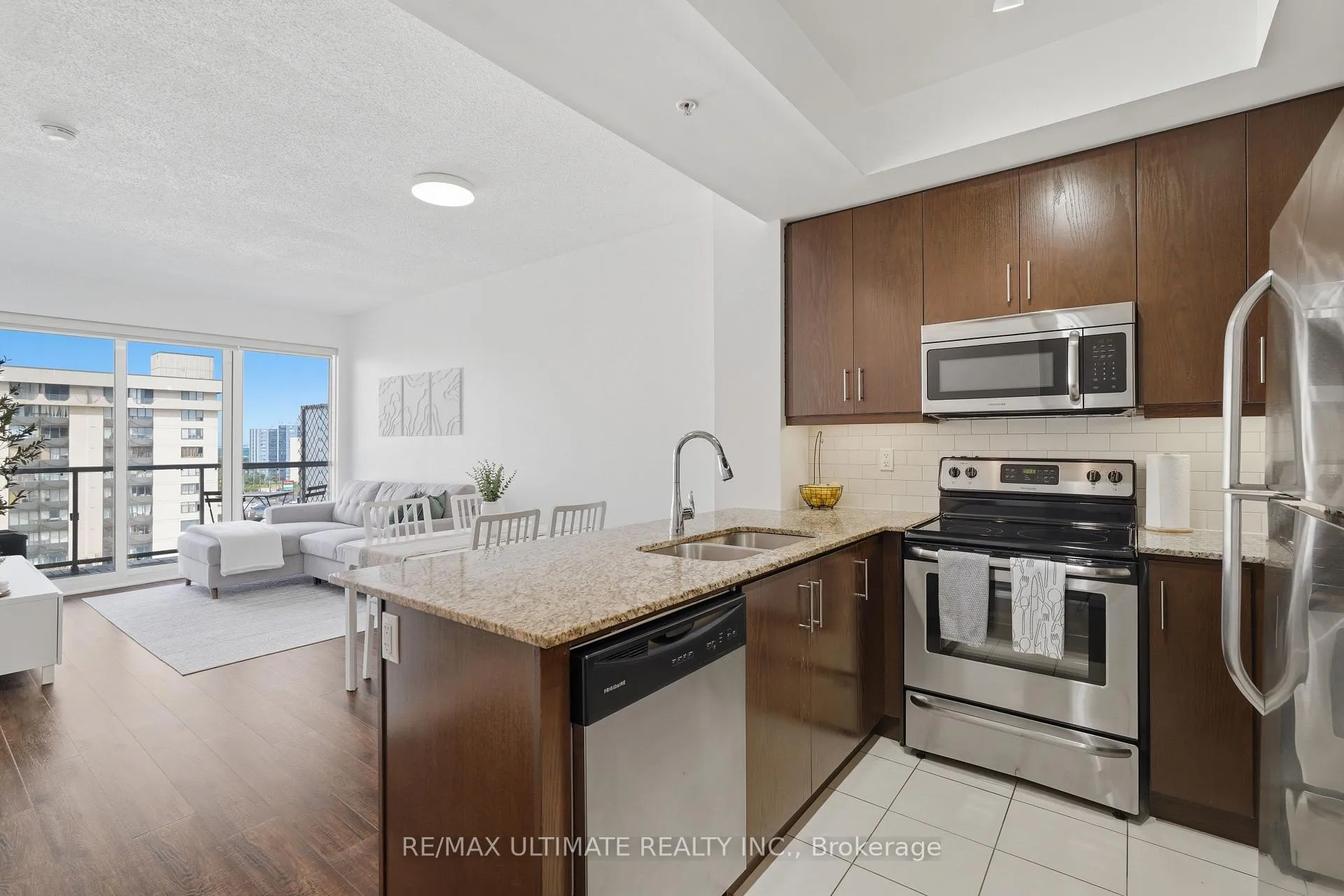 Photo 2 of Unit 801, 15 James Finlay Way, North York, Downsview-Roding-CFB — HOMEH