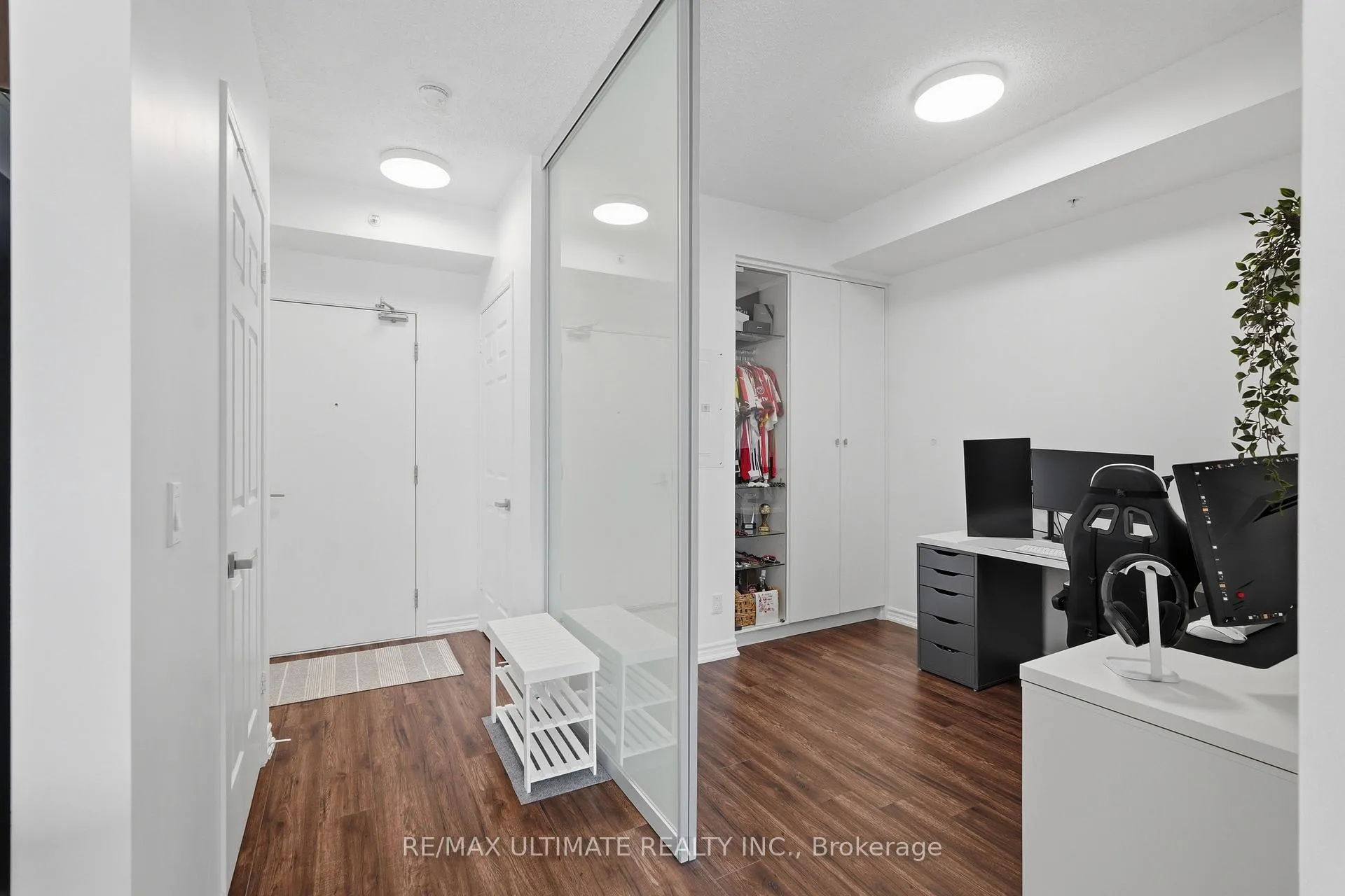Photo 16 of Unit 801, 15 James Finlay Way, North York, Downsview-Roding-CFB — HOMEH