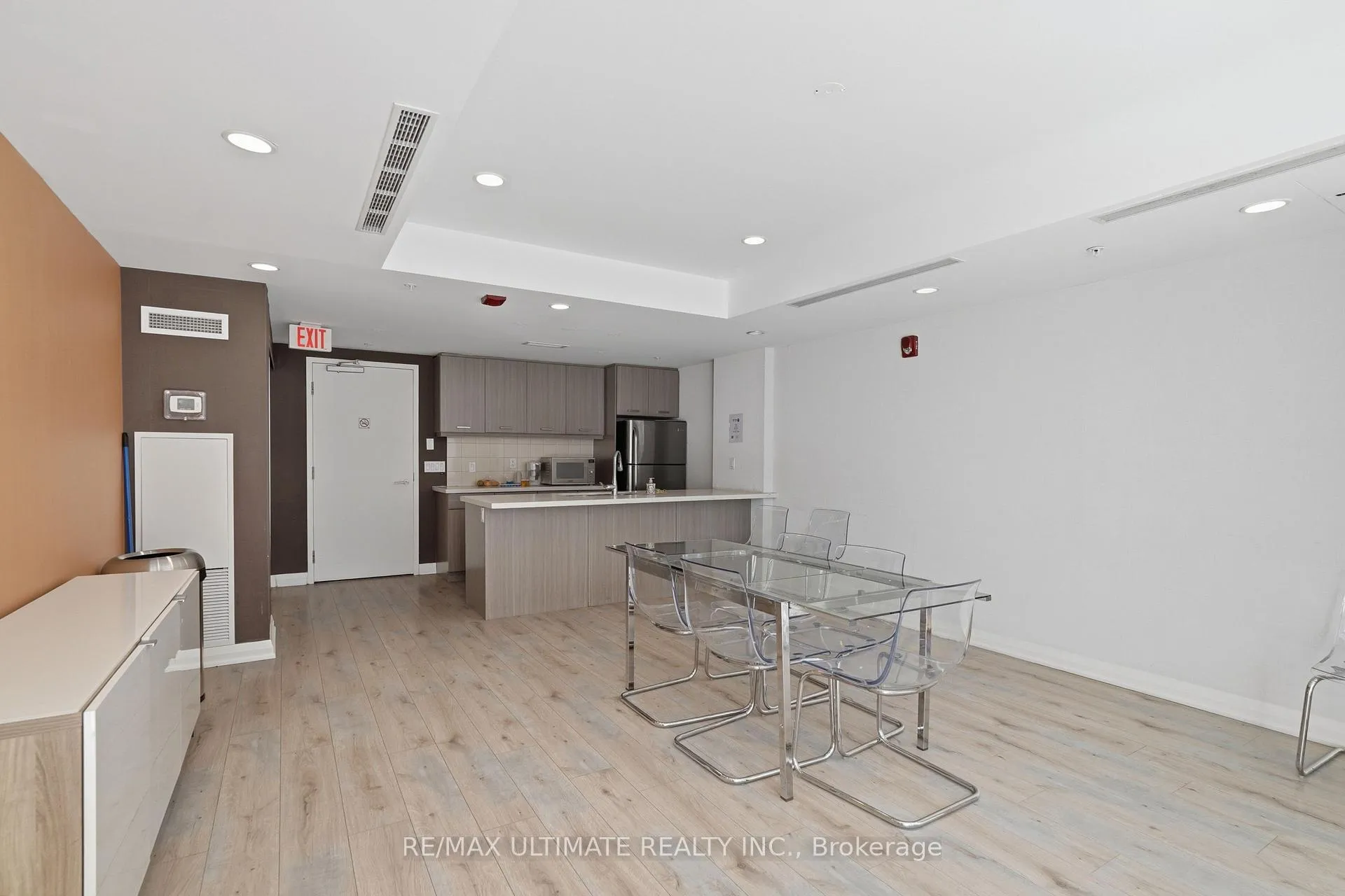 Photo 29 of Unit 801, 15 James Finlay Way, North York, Downsview-Roding-CFB — HOMEH
