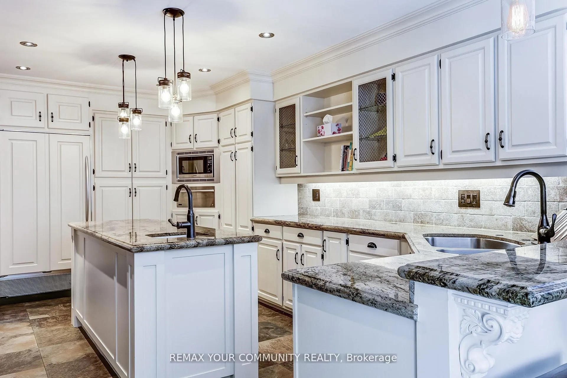 Photo 17 of 30 Deanbank Drive, Markham, Thornhill — HOMEH