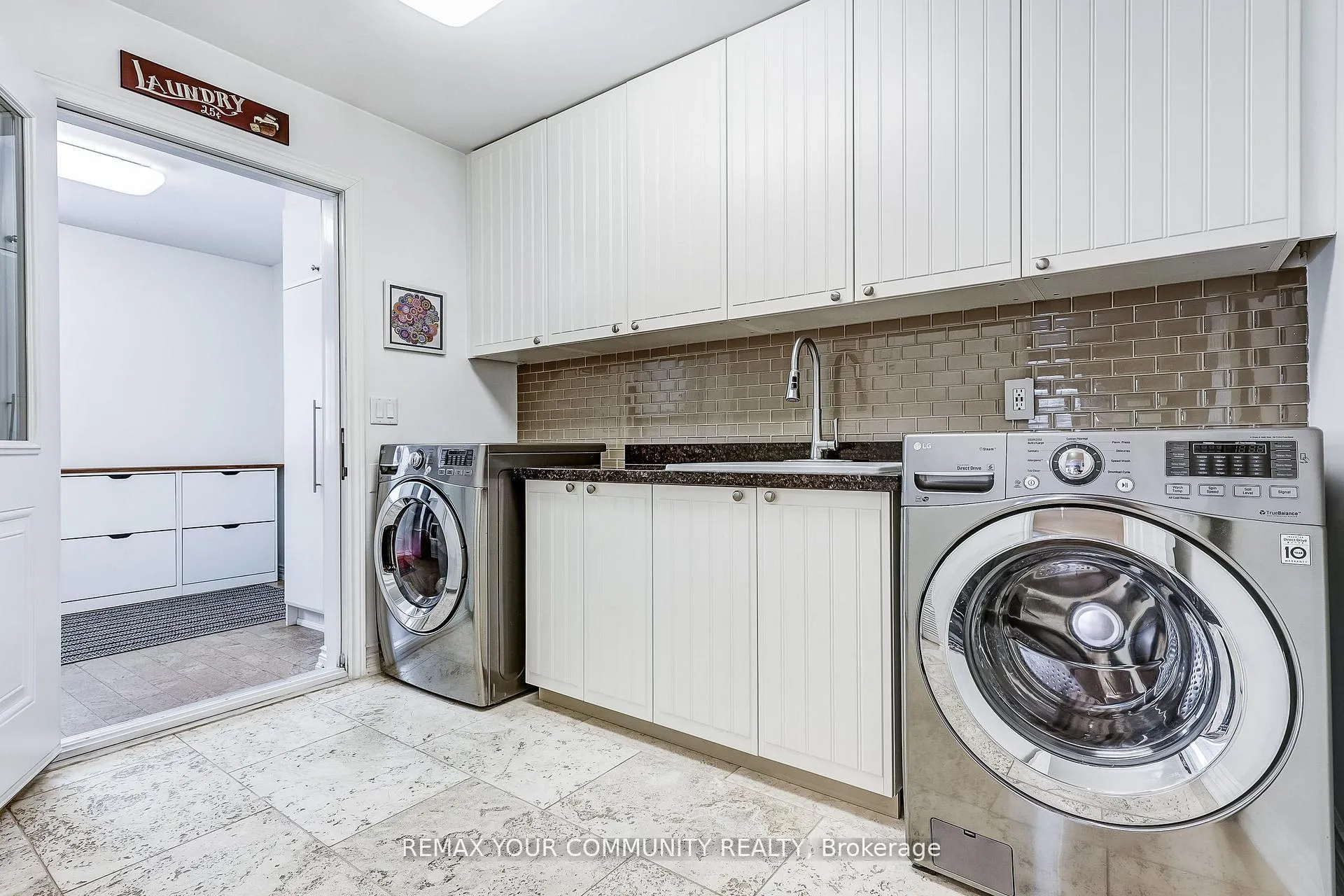 Photo 24 of 30 Deanbank Drive, Markham, Thornhill — HOMEH
