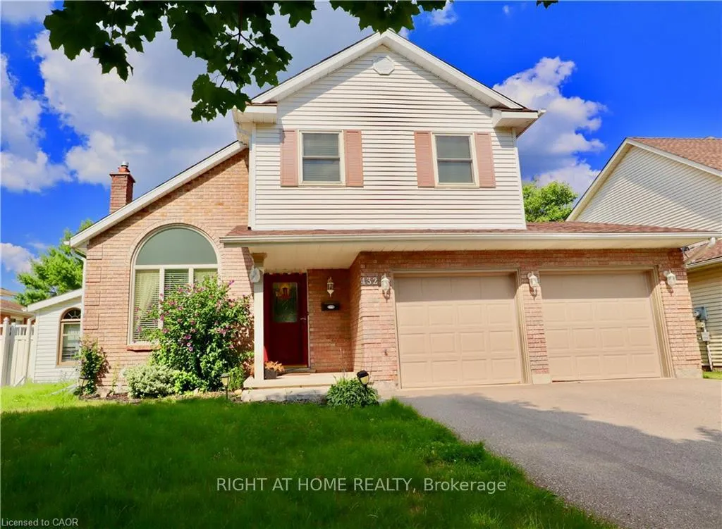 Photo 3 of 432 Heritage Drive, Kitchener, Grand River North — HOMEH