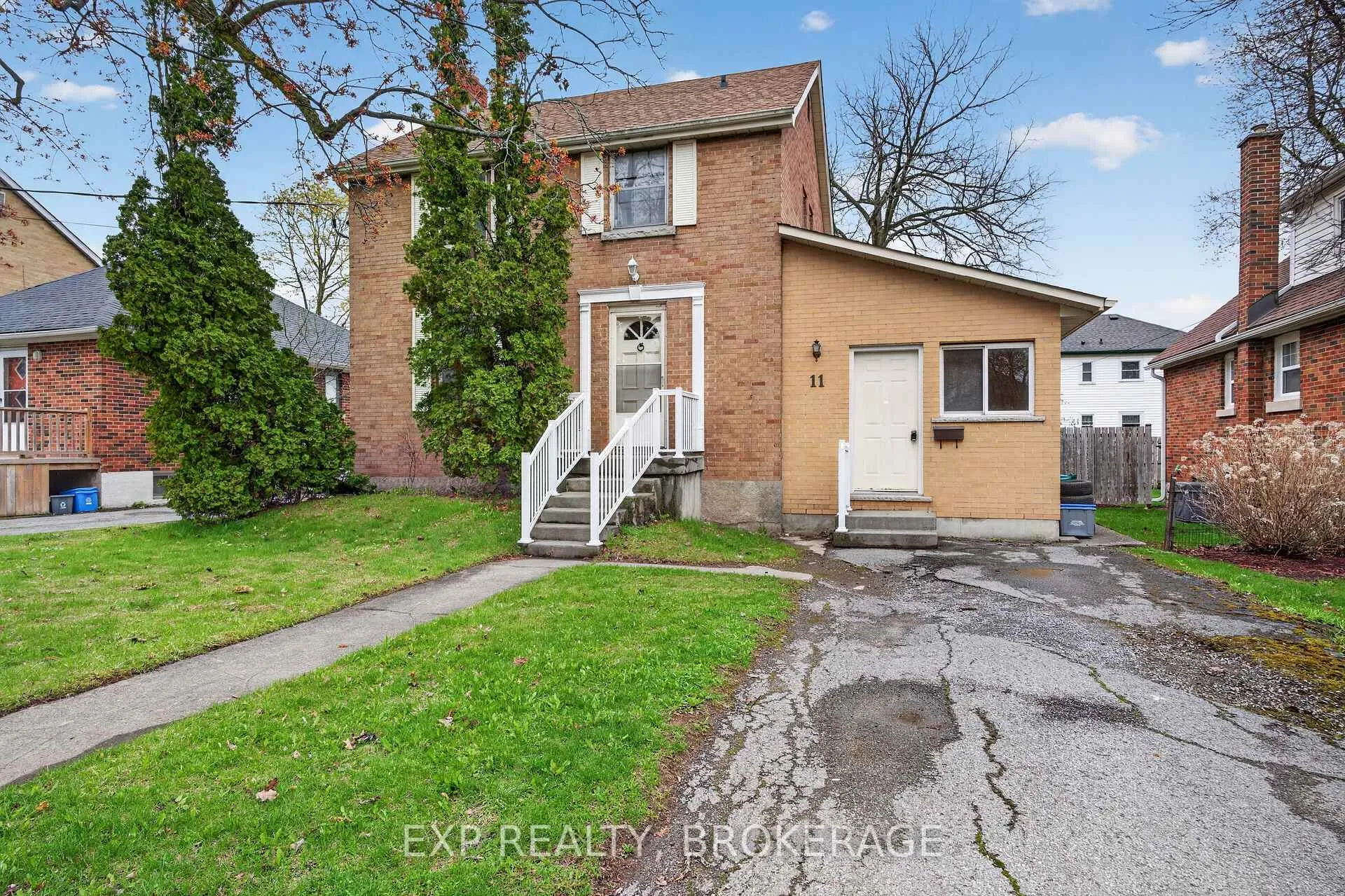 Front of 11 Carruthers Avenue