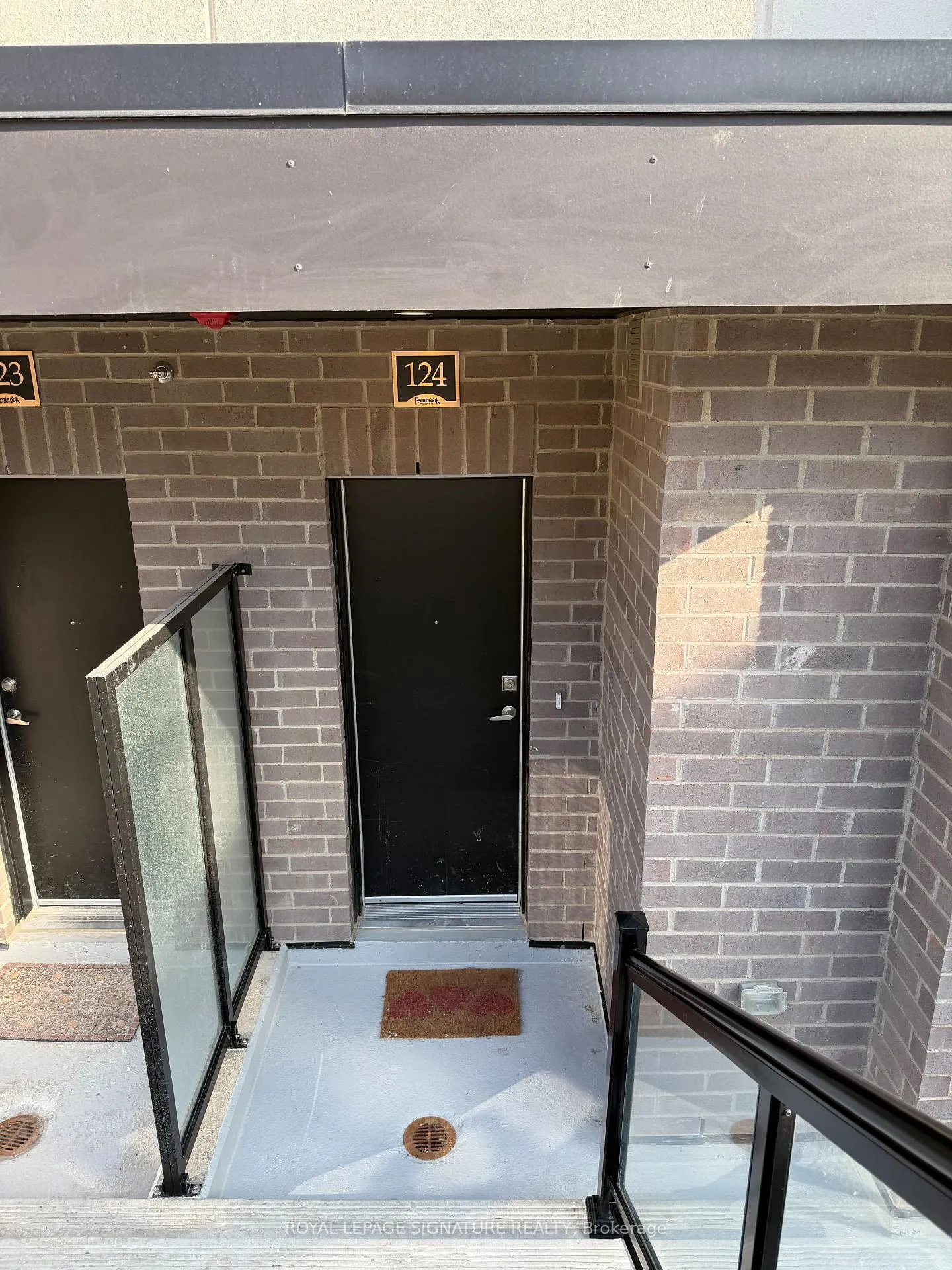 Photo 5 of Unit 124, 1597 Rose Way, Milton, Cobban — HOMEH