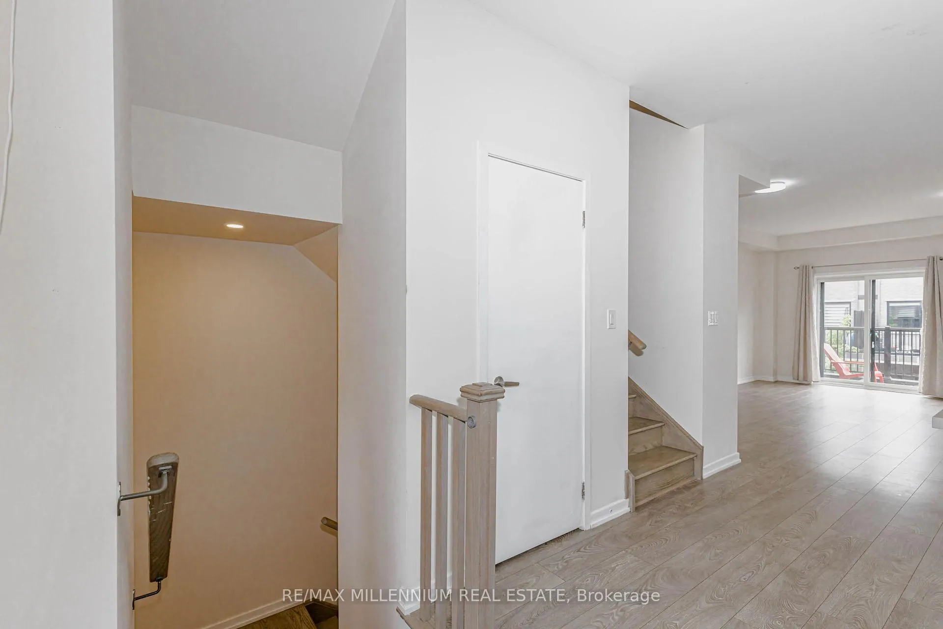 Photo 7 of 11 Lambert Lane, Caledon, Bolton East — HOMEH