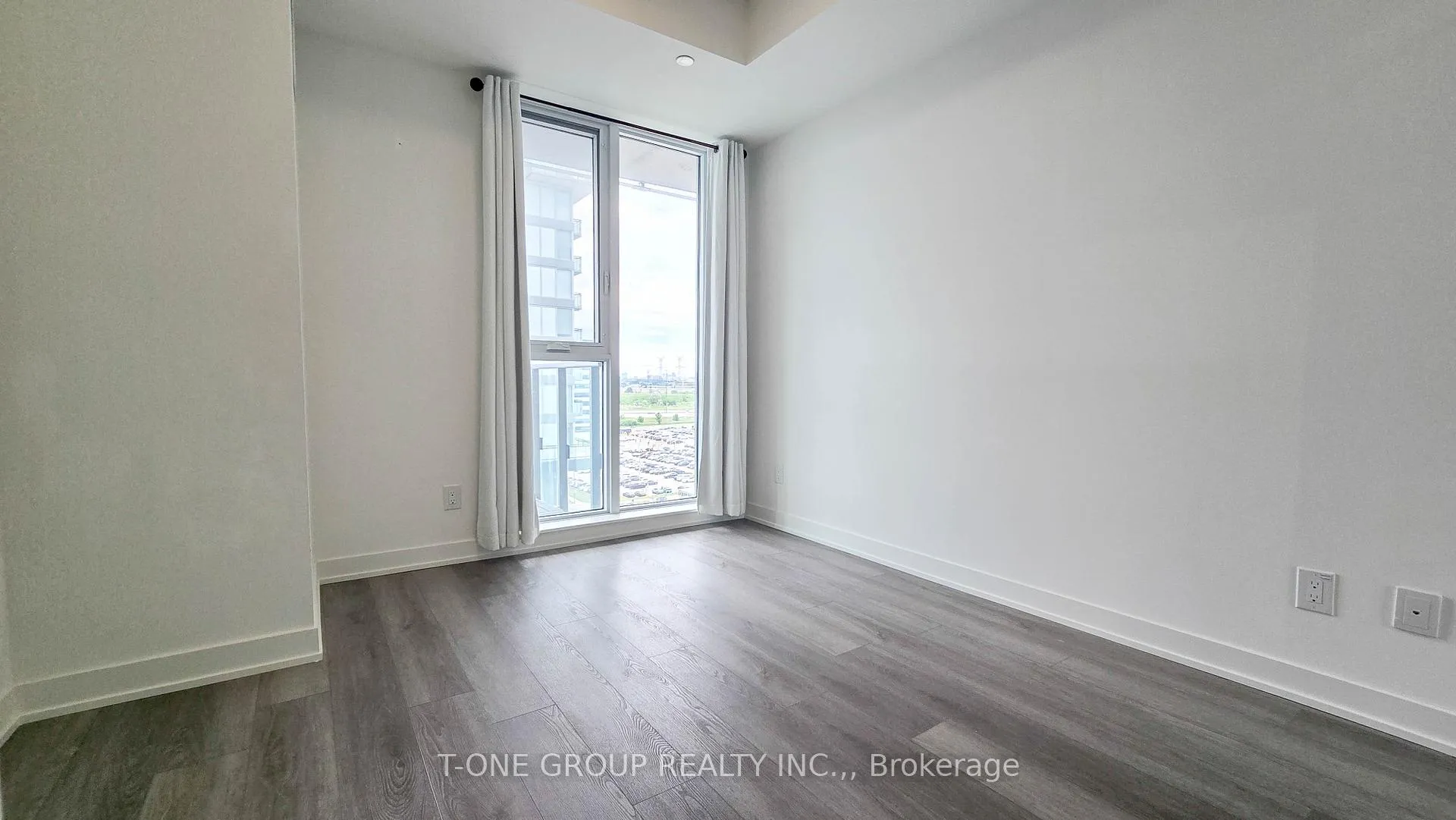 Photo 9 of Unit 1217, 8119 Birchmount Road, Markham, Unionville — HOMEH