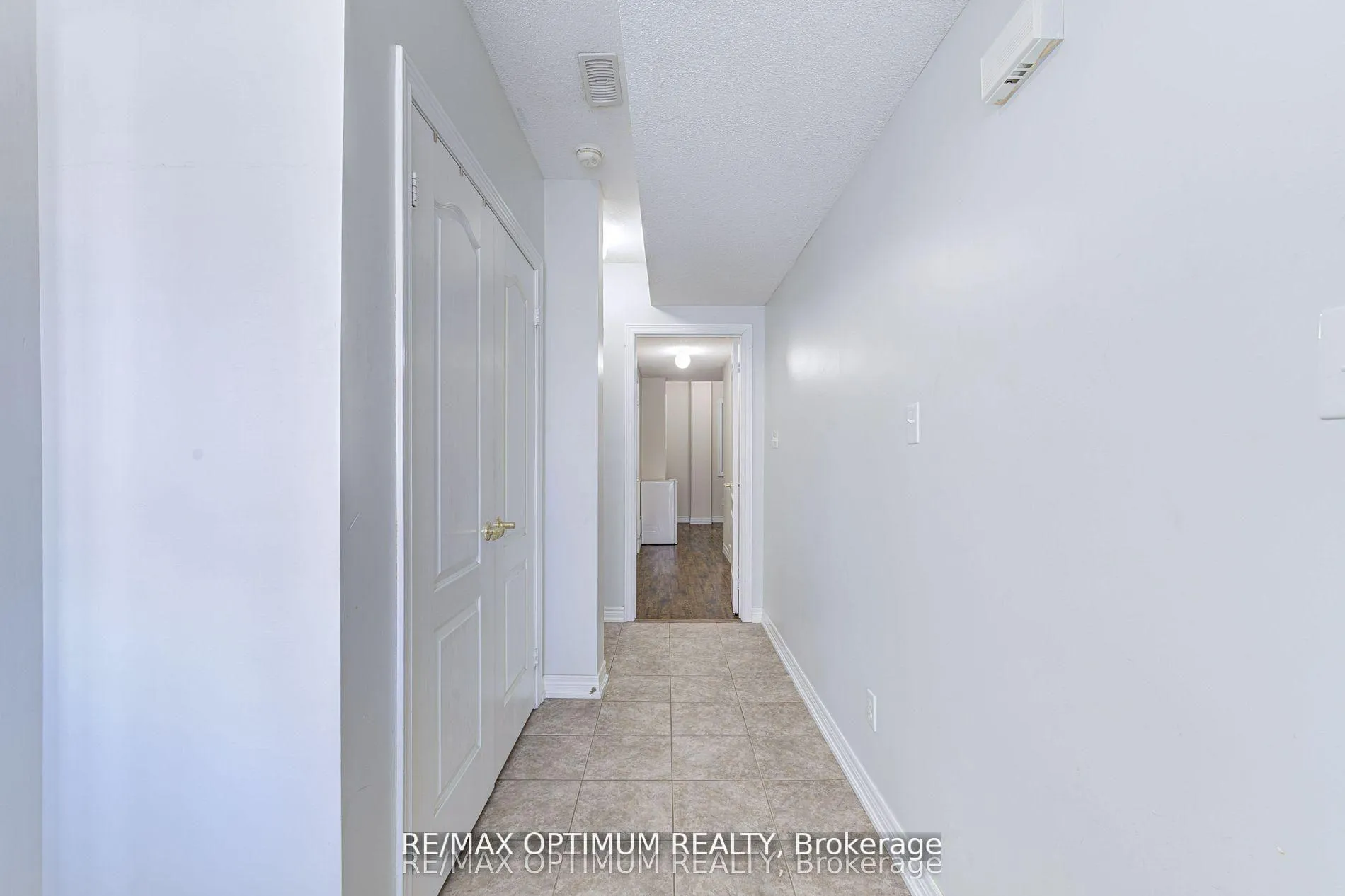 Photo 5 of 12 Gatlin Street, Brampton, Bram West — HOMEH