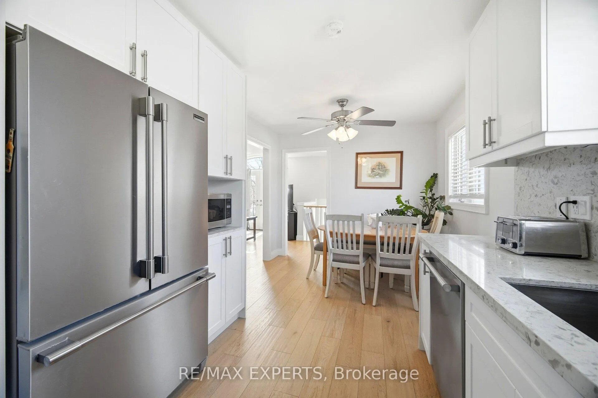 Photo 17 of 75 Corkwood Crescent, Vaughan, Maple — HOMEH