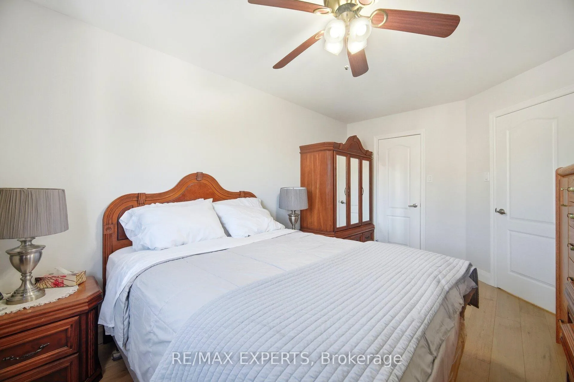 Photo 21 of 75 Corkwood Crescent, Vaughan, Maple — HOMEH