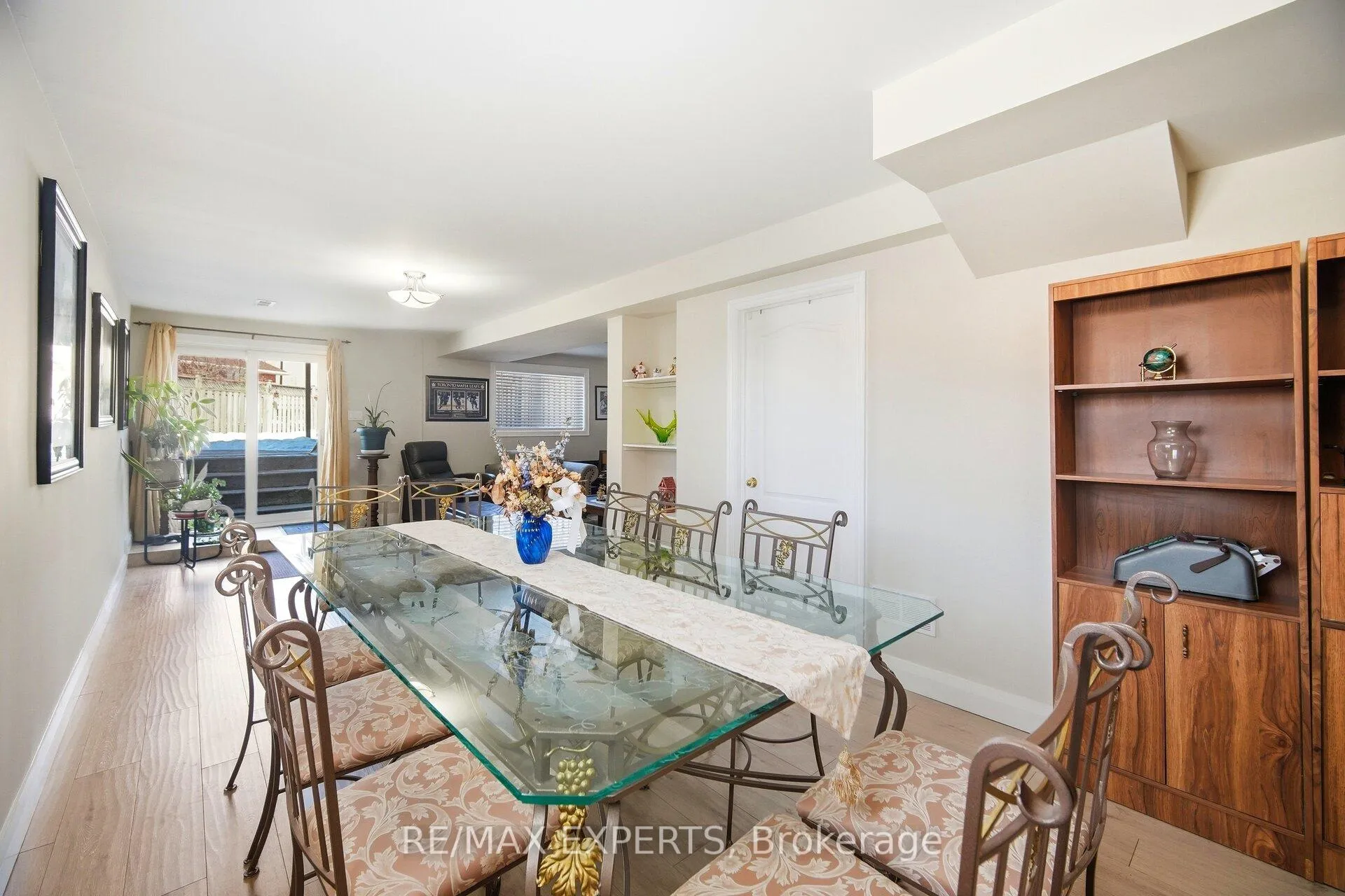 Photo 35 of 75 Corkwood Crescent, Vaughan, Maple — HOMEH