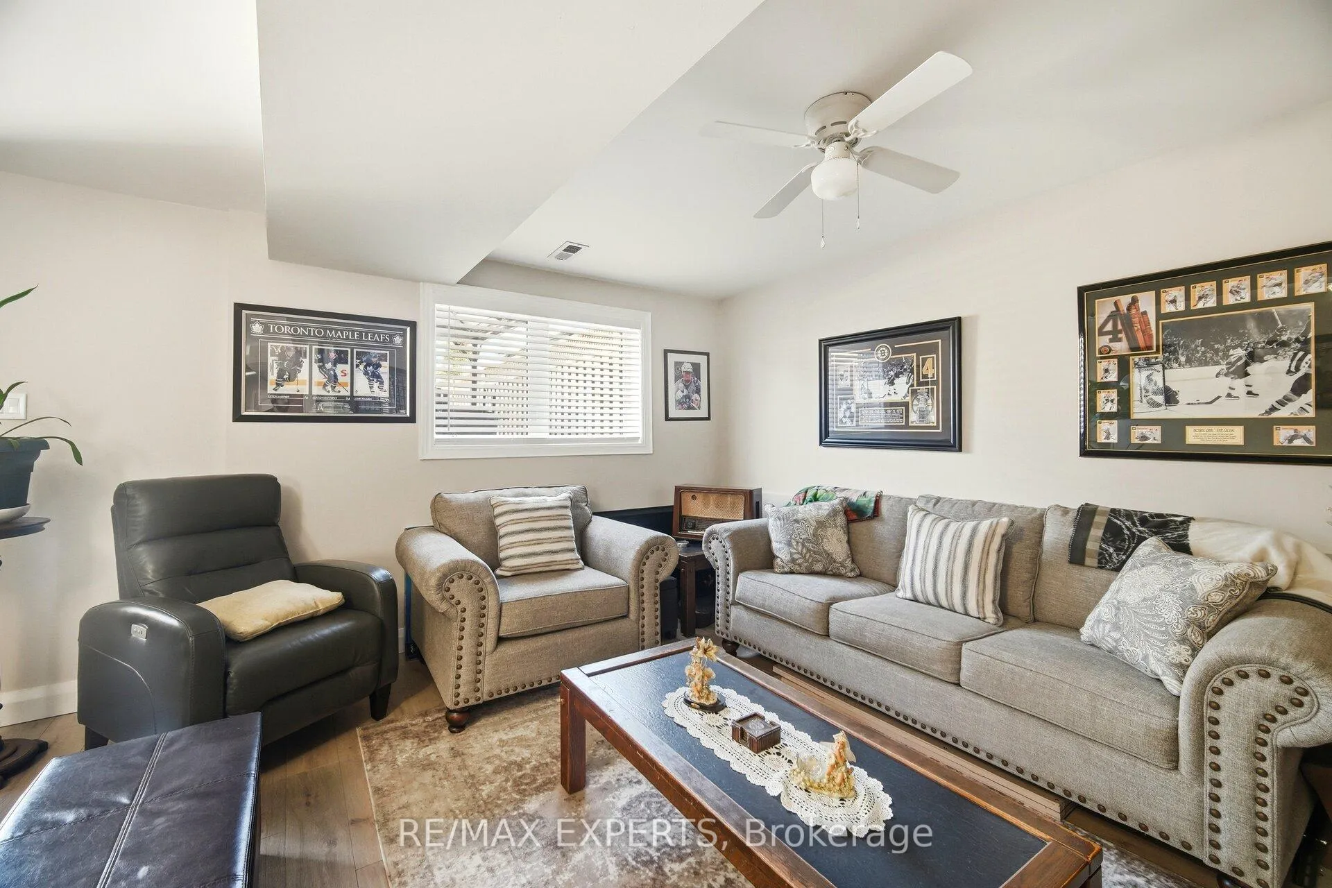 Photo 39 of 75 Corkwood Crescent, Vaughan, Maple — HOMEH