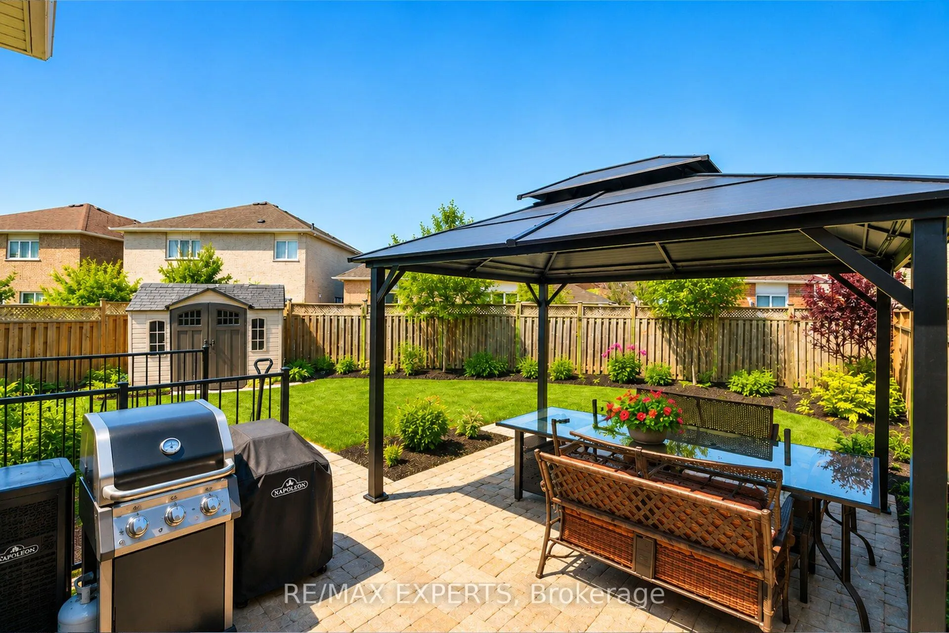 Photo 45 of 75 Corkwood Crescent, Vaughan, Maple — HOMEH