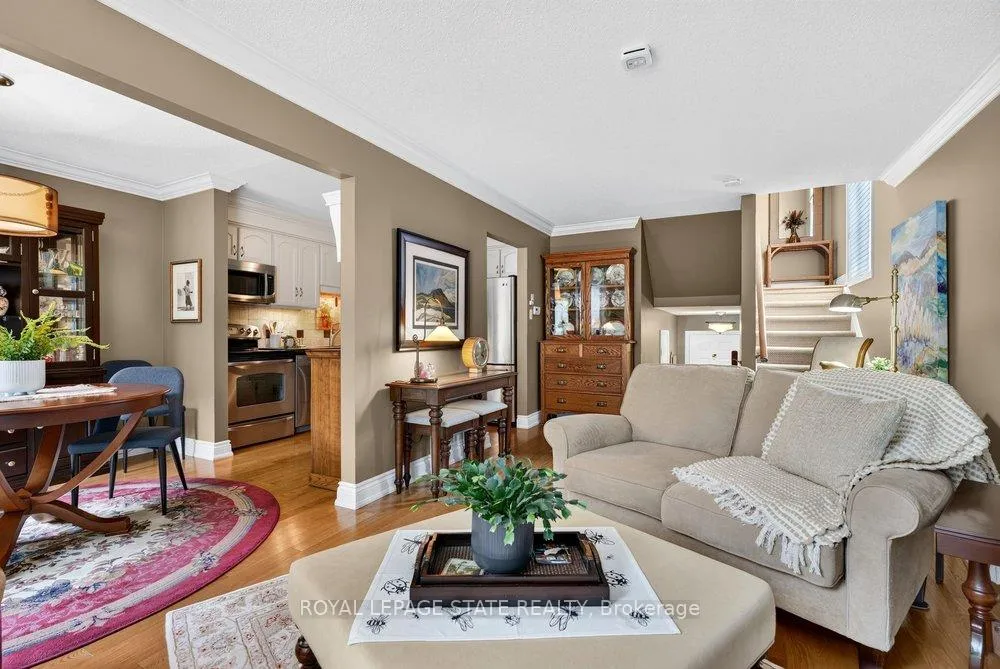 Photo 2 of Unit 30, 44 Frances Avenue, Hamilton, Lakeshore — HOMEH