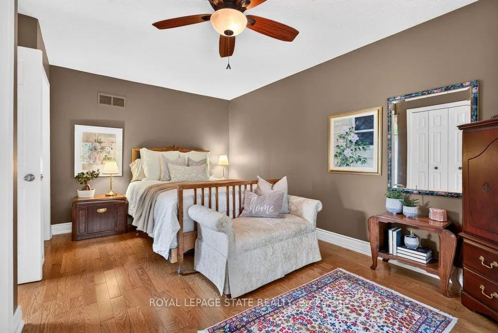 Photo 5 of Unit 30, 44 Frances Avenue, Hamilton, Lakeshore — HOMEH