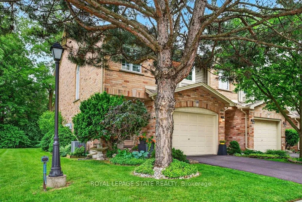 Photo 10 of Unit 30, 44 Frances Avenue, Hamilton, Lakeshore — HOMEH