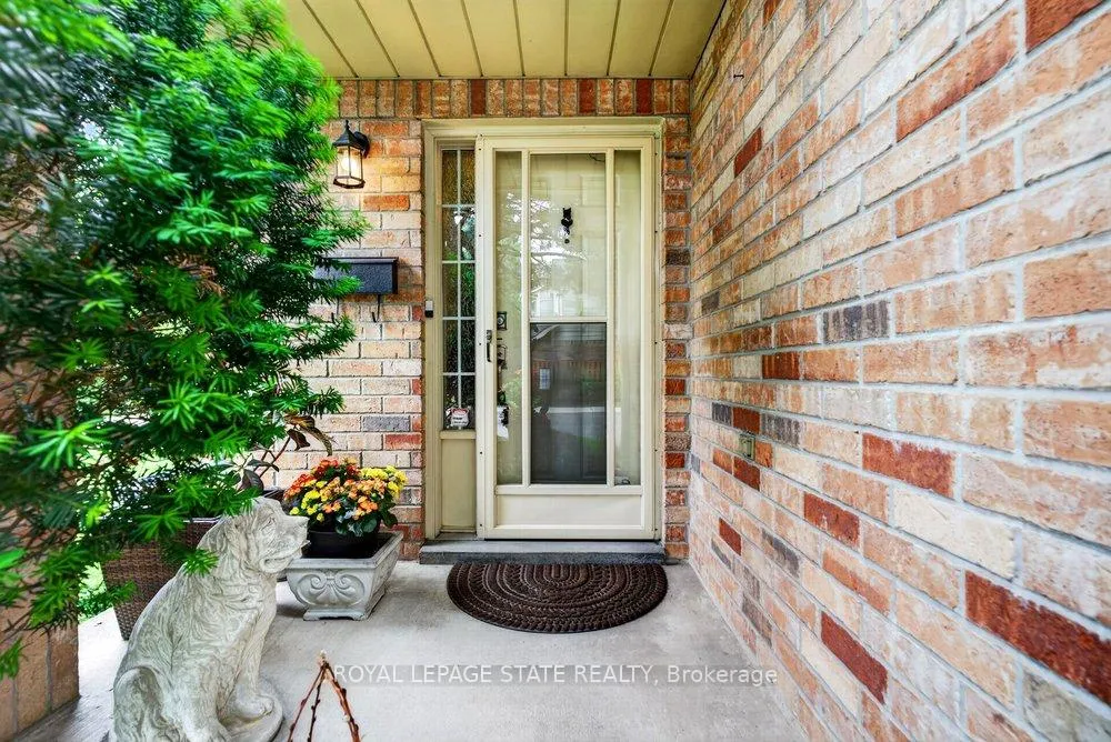 Photo 12 of Unit 30, 44 Frances Avenue, Hamilton, Lakeshore — HOMEH