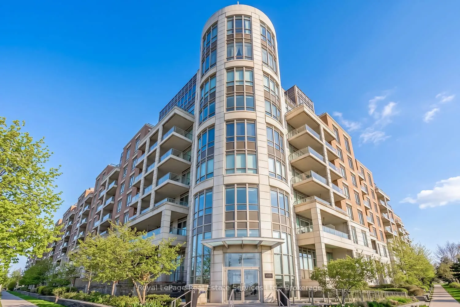 Photo 1 of Unit 121, 2480 Prince Michael Drive, Oakville, Joshua Creek — HOMEH