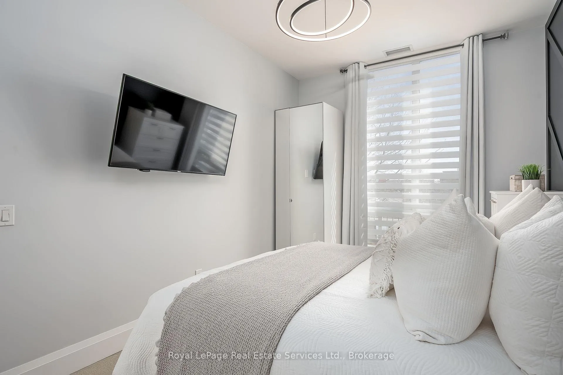 Photo 22 of Unit 121, 2480 Prince Michael Drive, Oakville, Joshua Creek — HOMEH