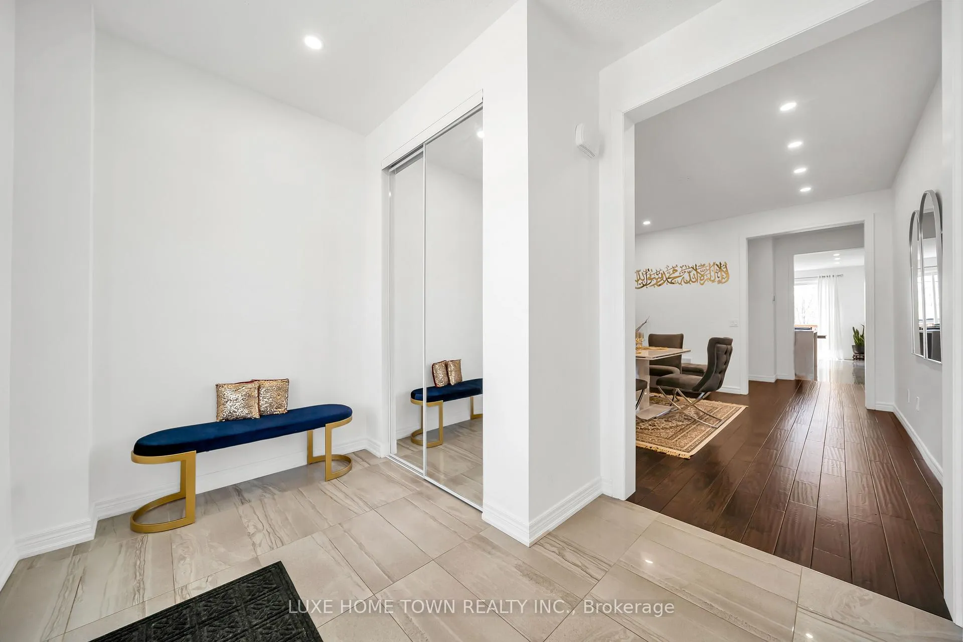 Photo 8 of 19 Findlay Way, Centre Wellington, Fergus — HOMEH