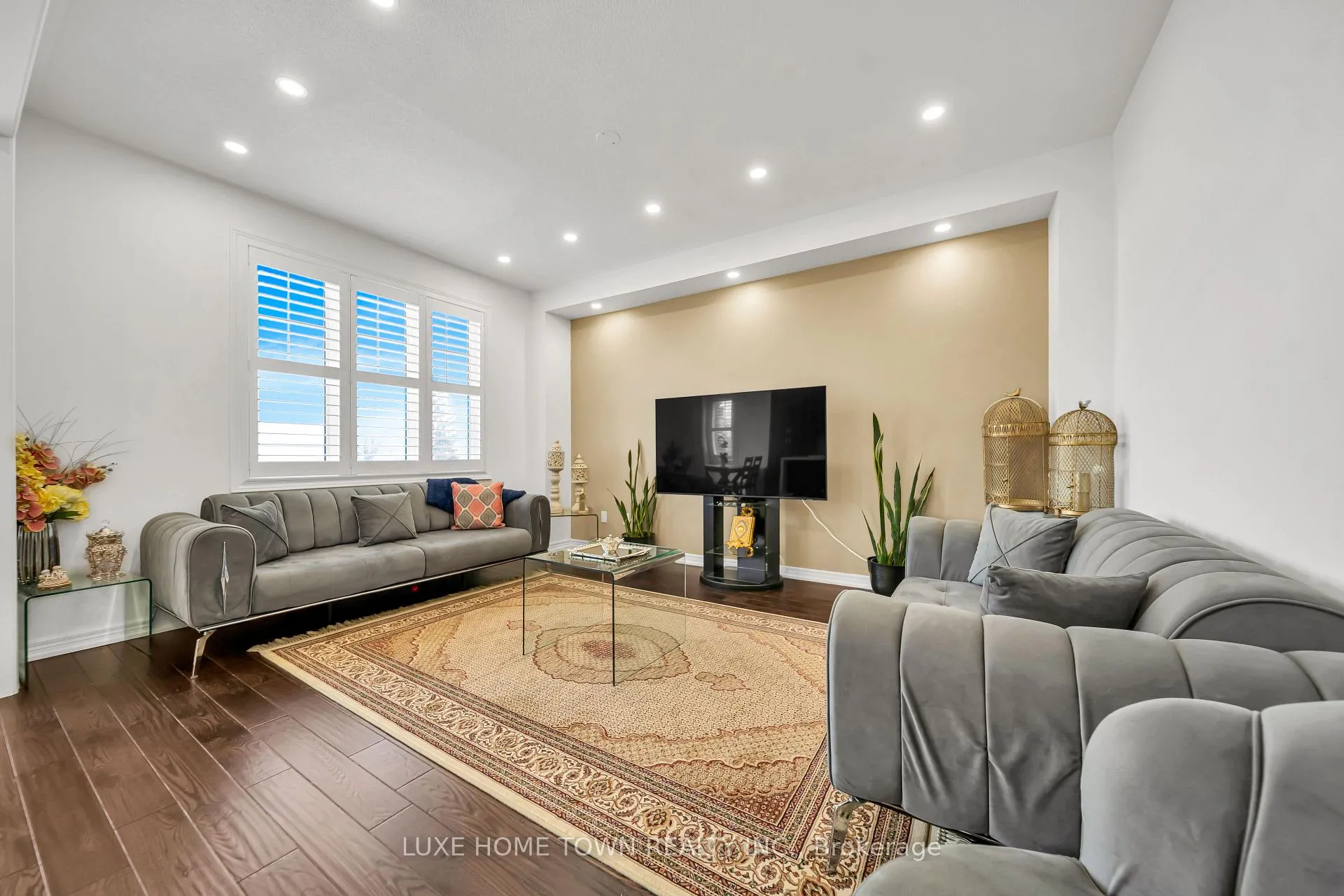 Photo 20 of 19 Findlay Way, Centre Wellington, Fergus — HOMEH