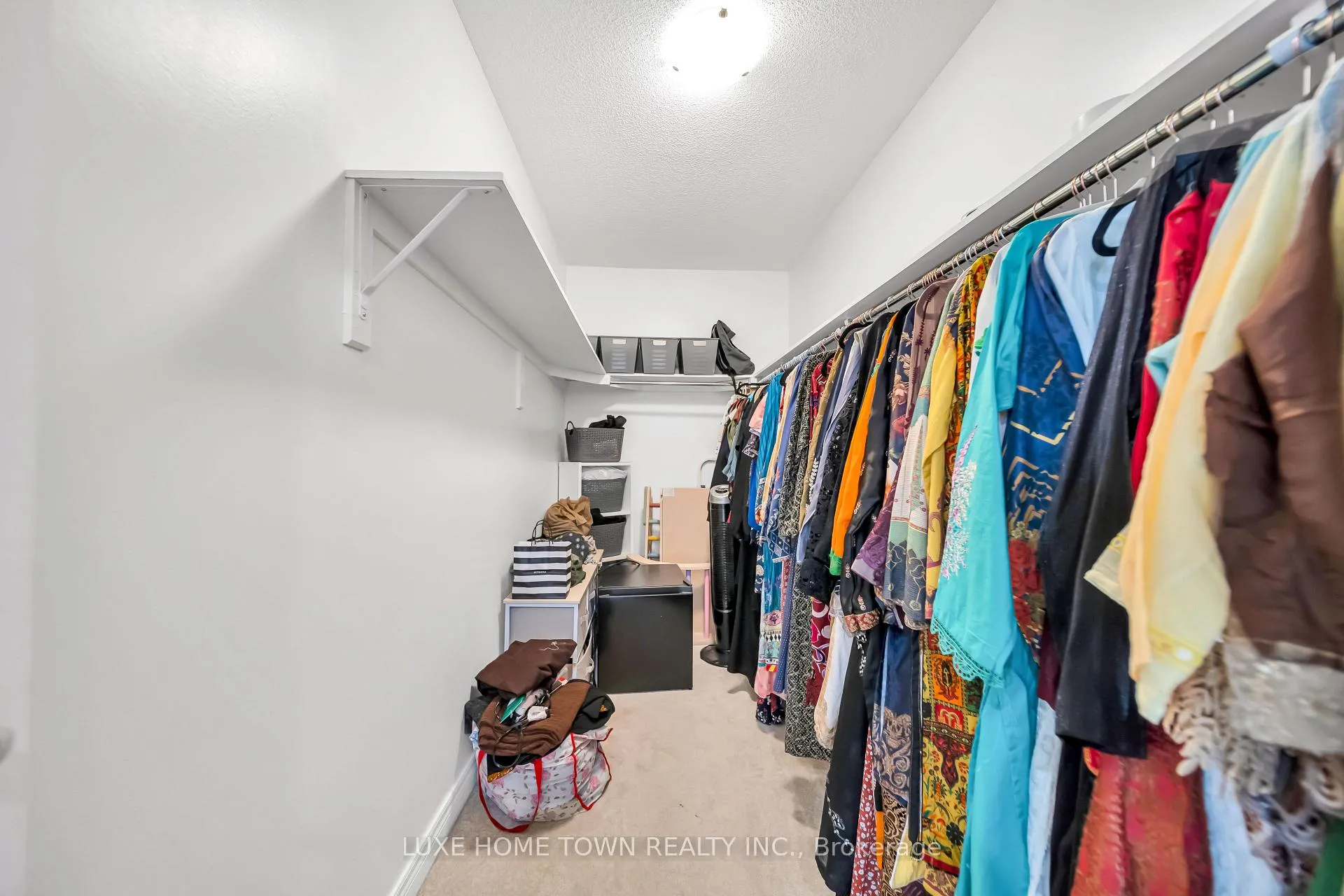 Photo 35 of 19 Findlay Way, Centre Wellington, Fergus — HOMEH