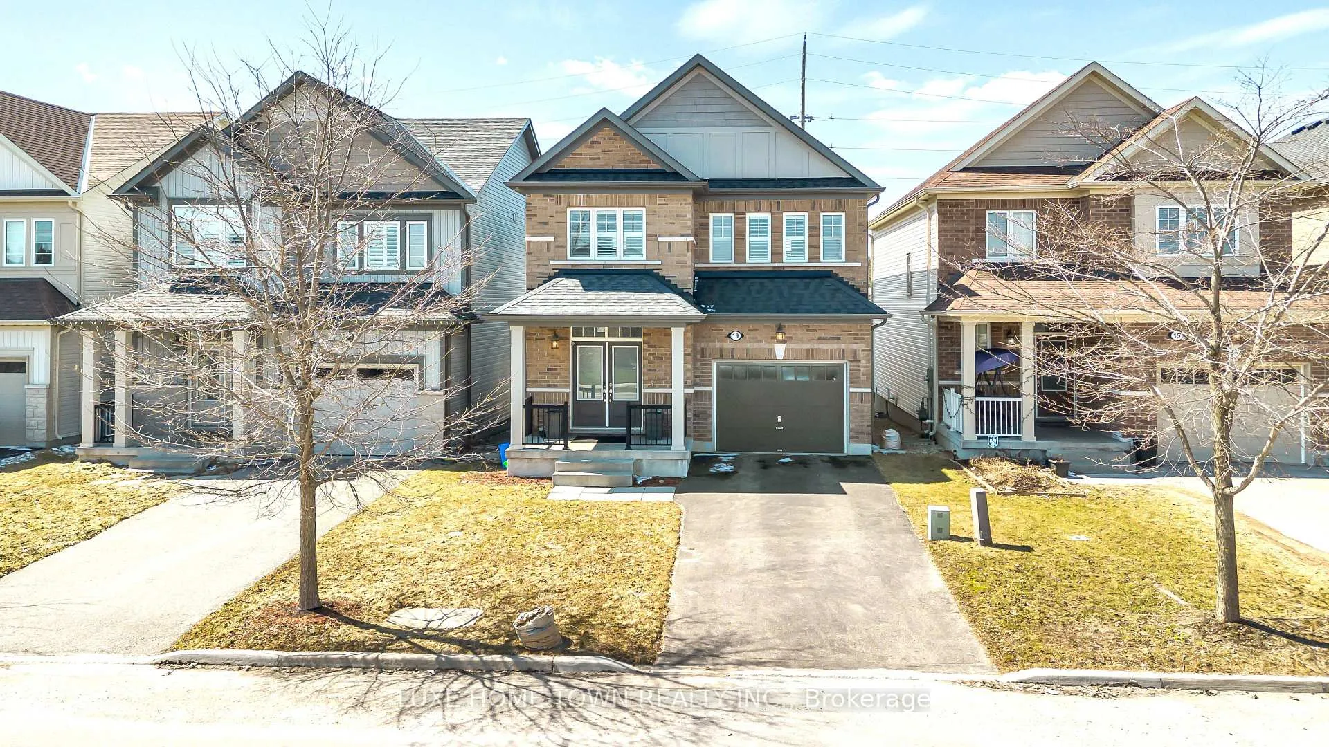 Photo 44 of 19 Findlay Way, Centre Wellington, Fergus — HOMEH