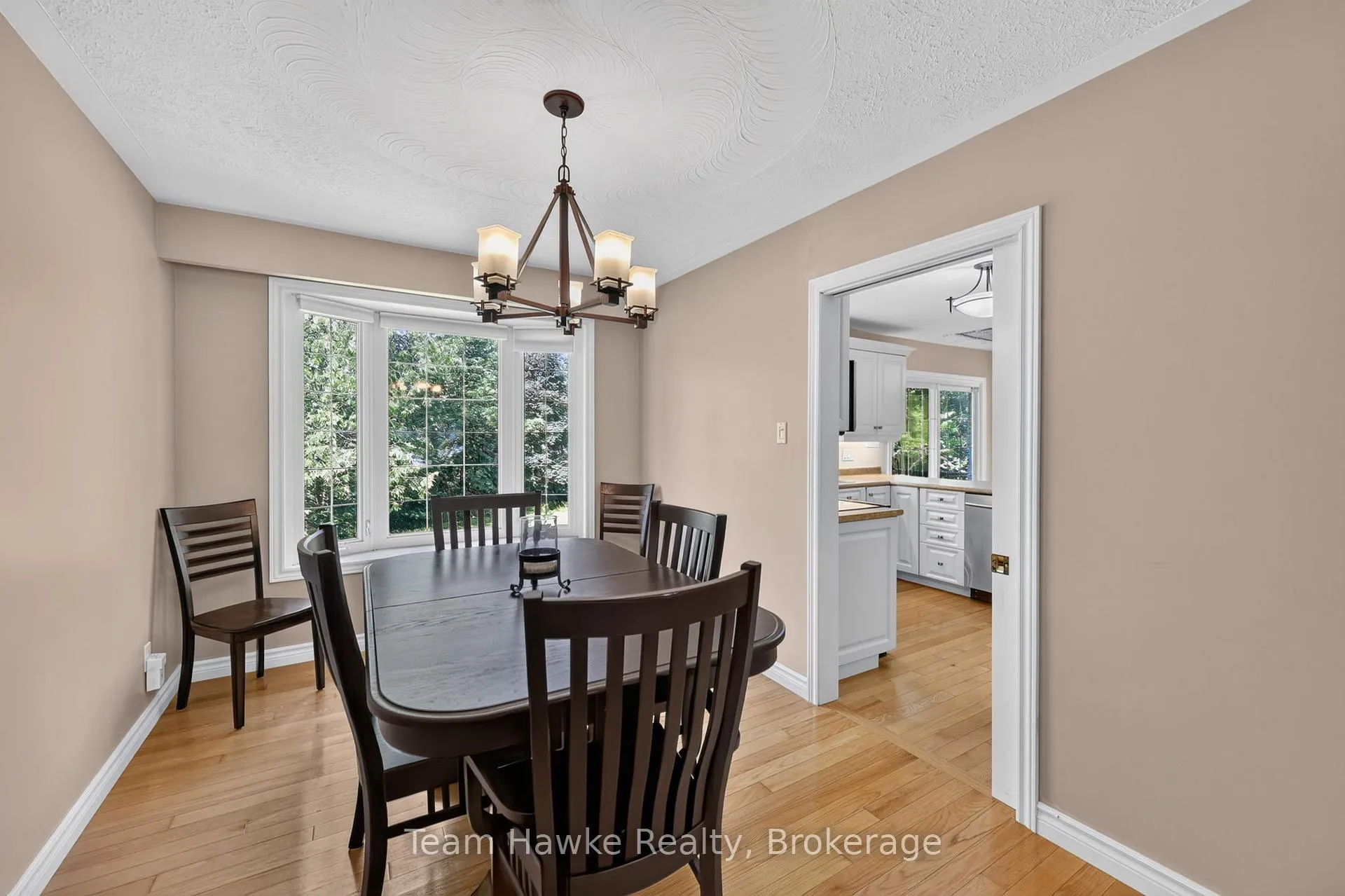 Photo 12 of 321 Glenbrook Drive, Midland — HOMEH