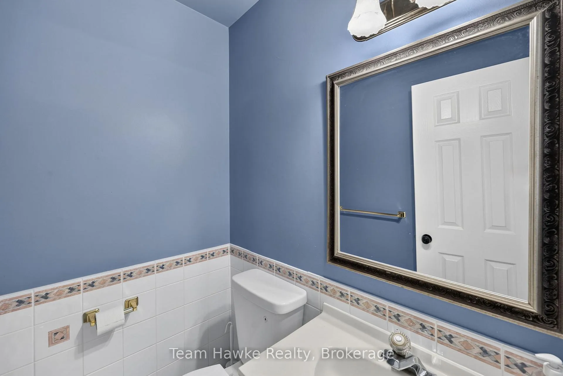 Photo 17 of 321 Glenbrook Drive, Midland — HOMEH