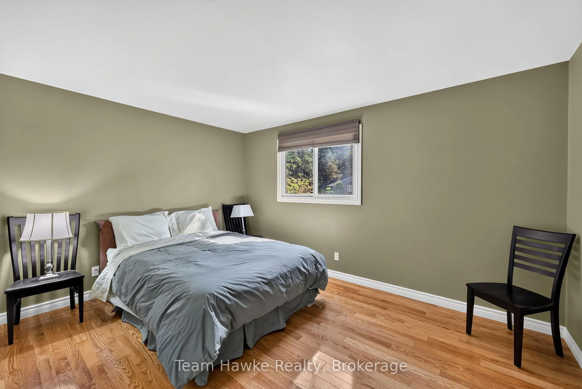 Photo 23 of 321 Glenbrook Drive, Midland — HOMEH