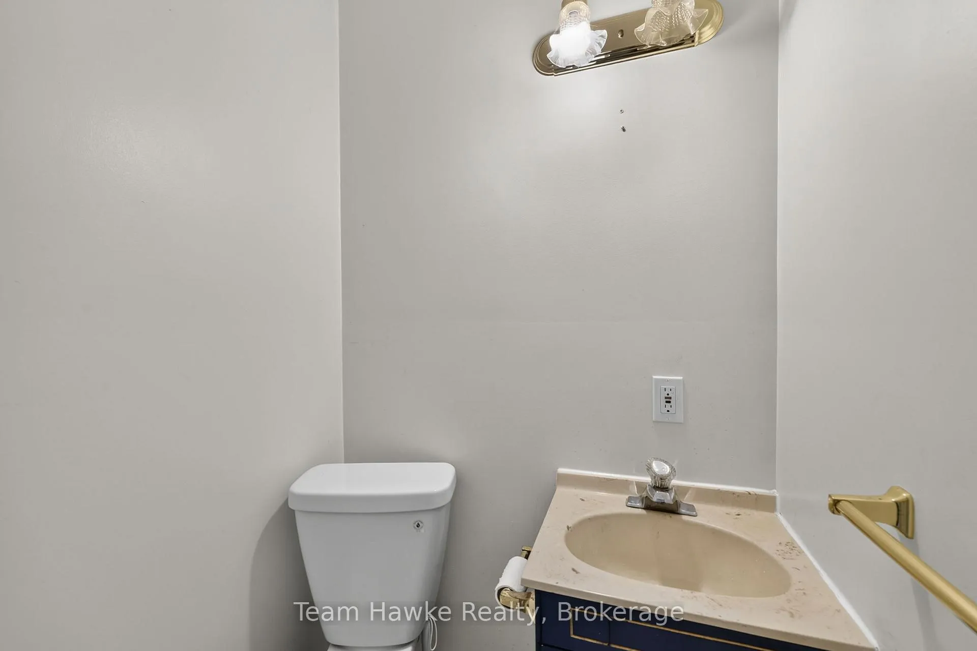Photo 29 of 321 Glenbrook Drive, Midland — HOMEH