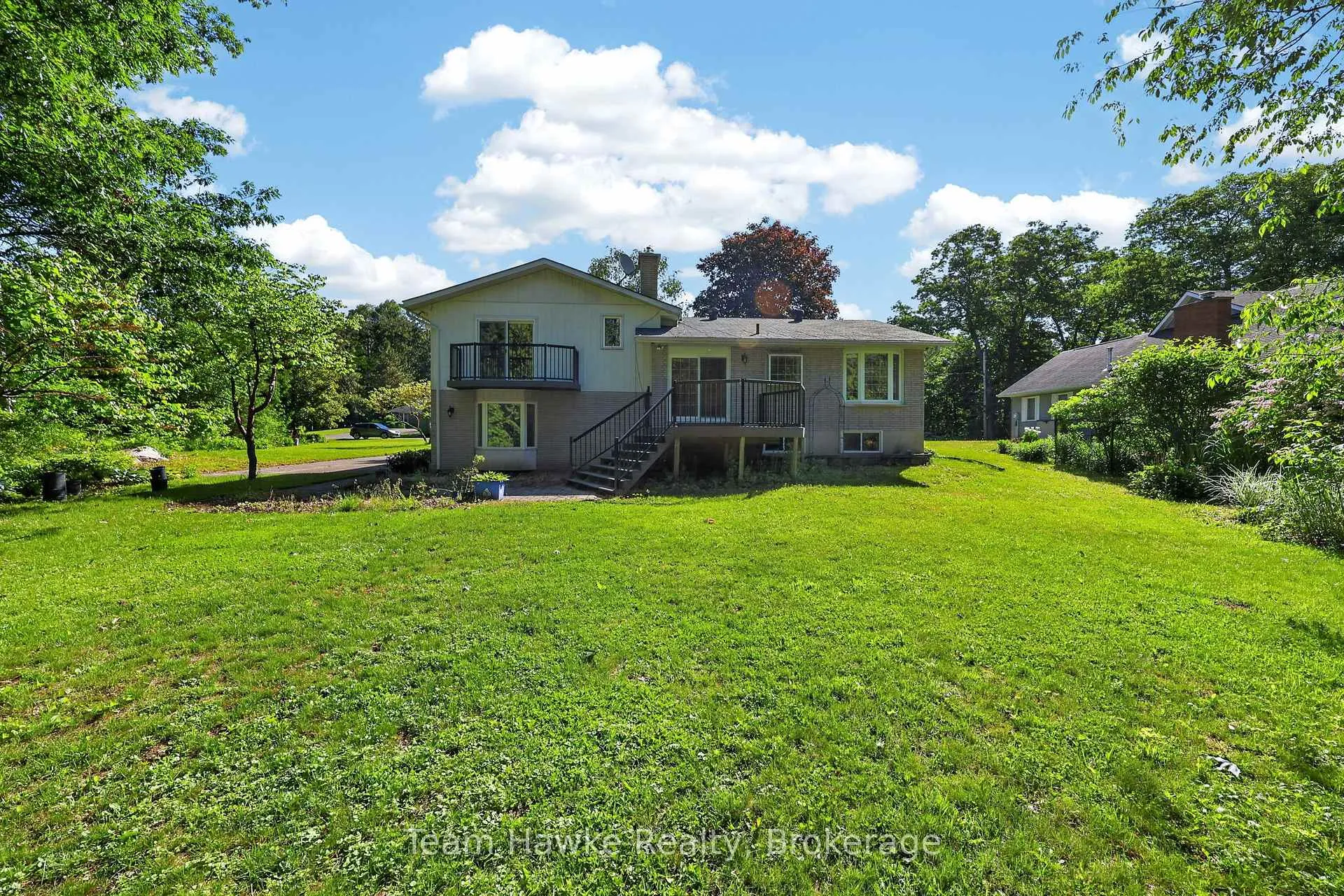 Photo 33 of 321 Glenbrook Drive, Midland — HOMEH