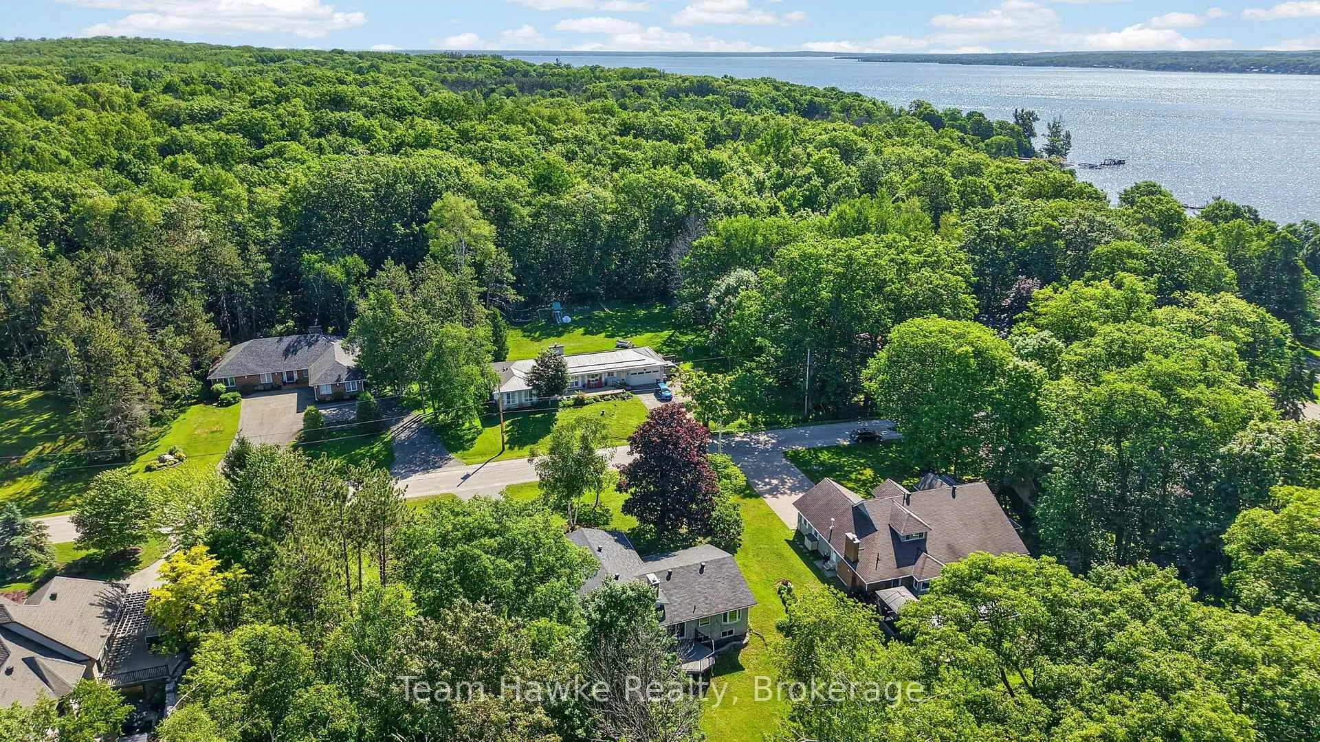 Photo 40 of 321 Glenbrook Drive, Midland — HOMEH