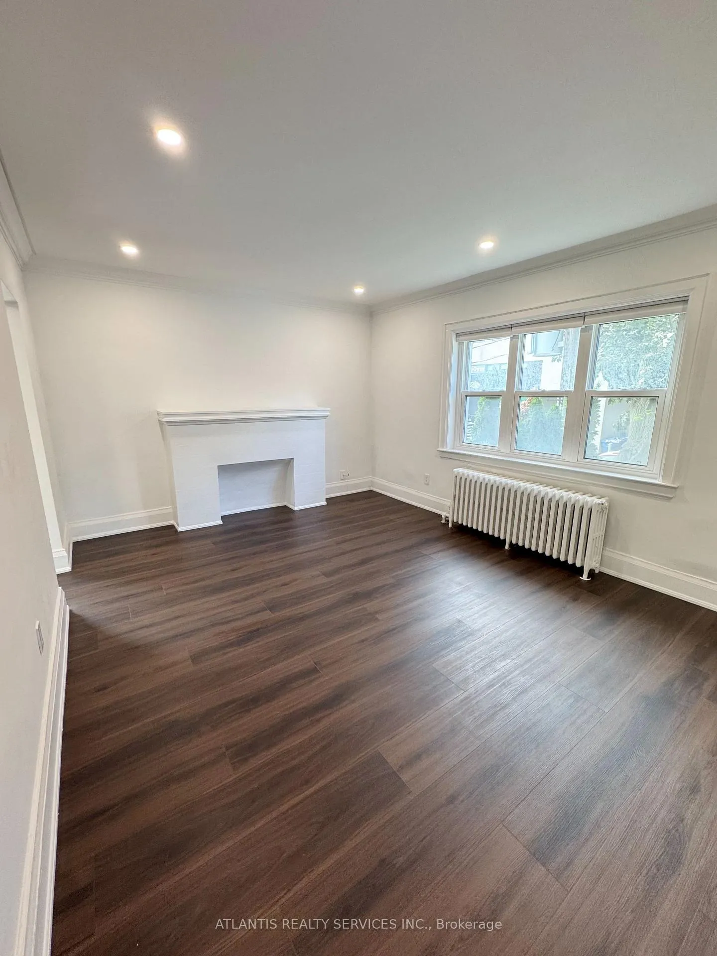 Photo 2 of Unit 201, 323 Lonsdale Road, Toronto, Forest Hill South — HOMEH