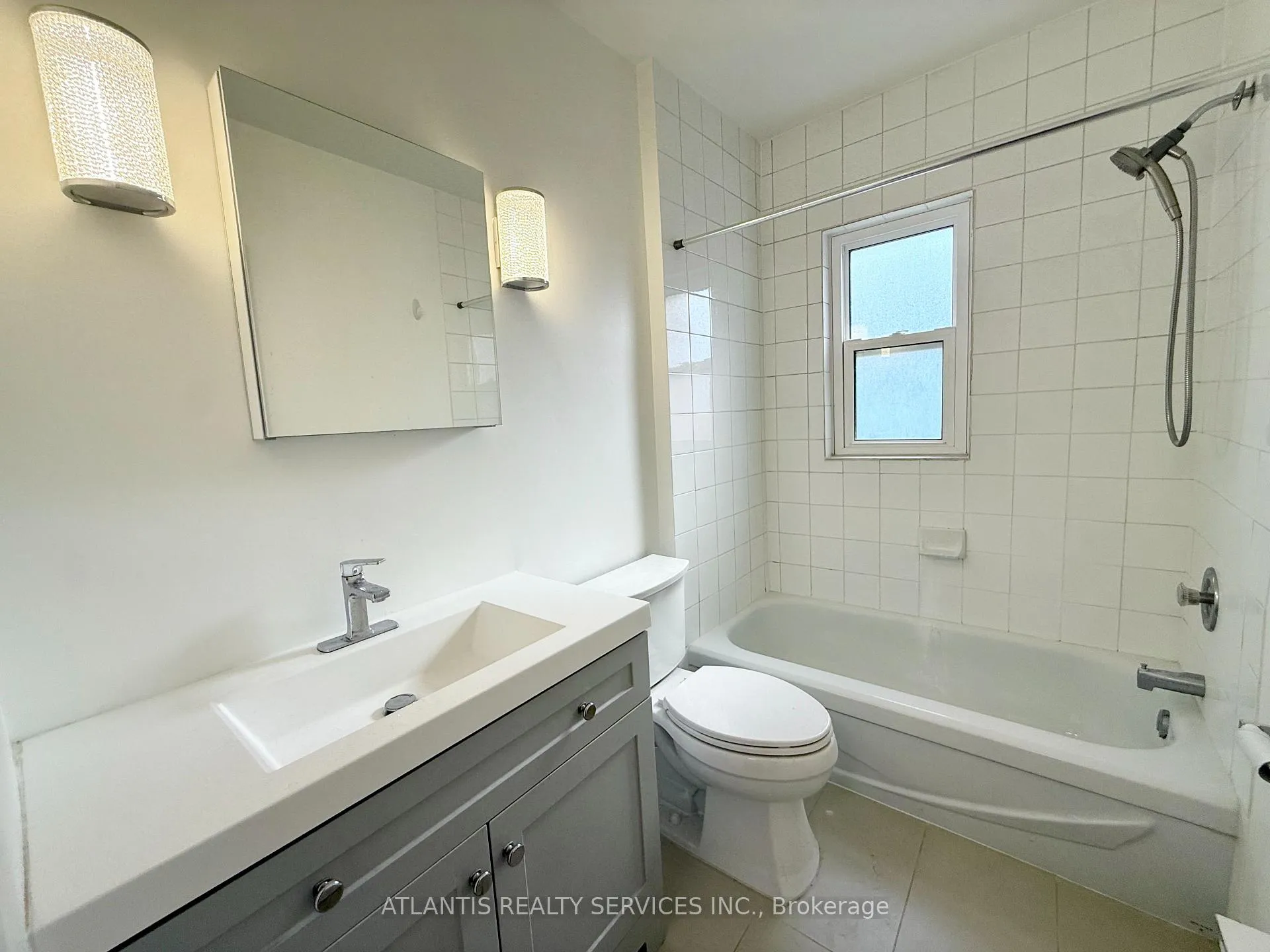 Photo 7 of Unit 201, 323 Lonsdale Road, Toronto, Forest Hill South — HOMEH